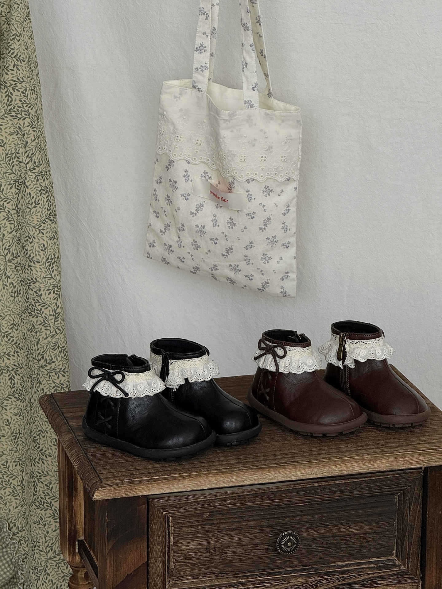 復古蕾絲低筒靴