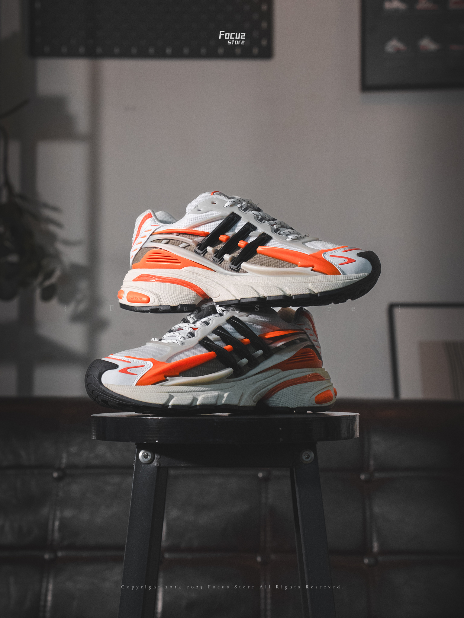 【Focus Store】部分現貨 Pharrell Williams x Adidas Jellyfish "White Orange" 白橘黑 JP9261