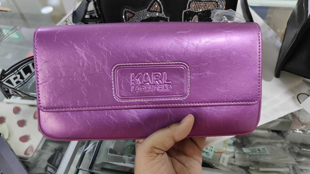 [S] KARL LAGERFELD 23WW3023 K/STONE SHOULDER BAG FUN,METALLIC FUCHSIA, 8720744558361 (SKL813)
