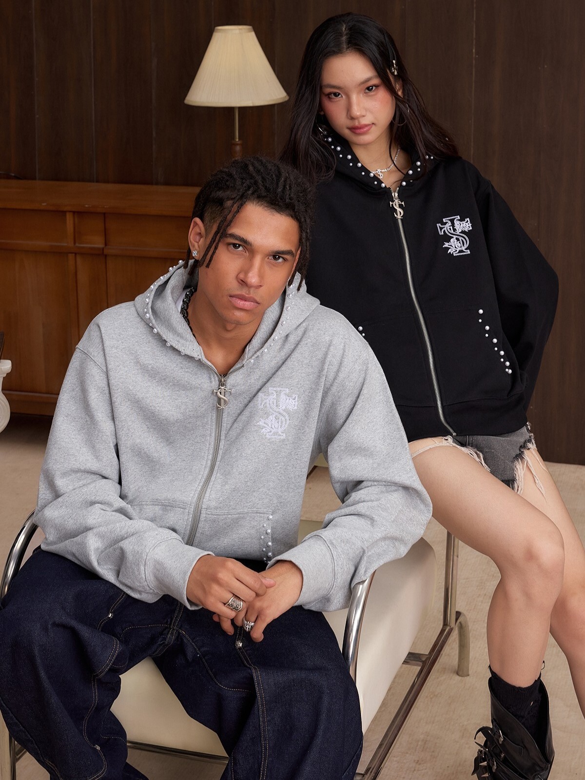 STK SmallTownKid 珍珠繡花 Logo刺繡  連帽外套