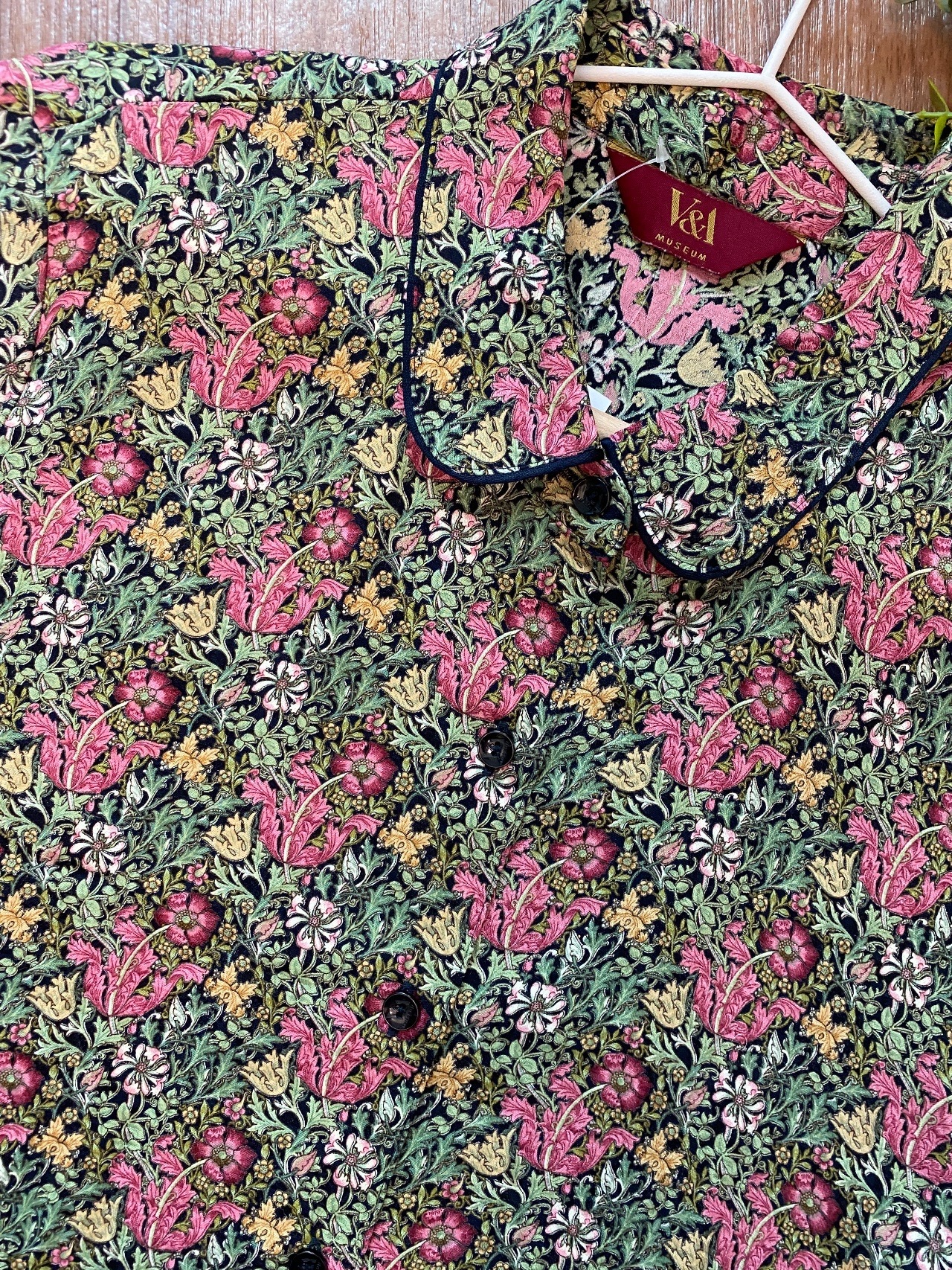 日本製V&A印花圖案古著上衣