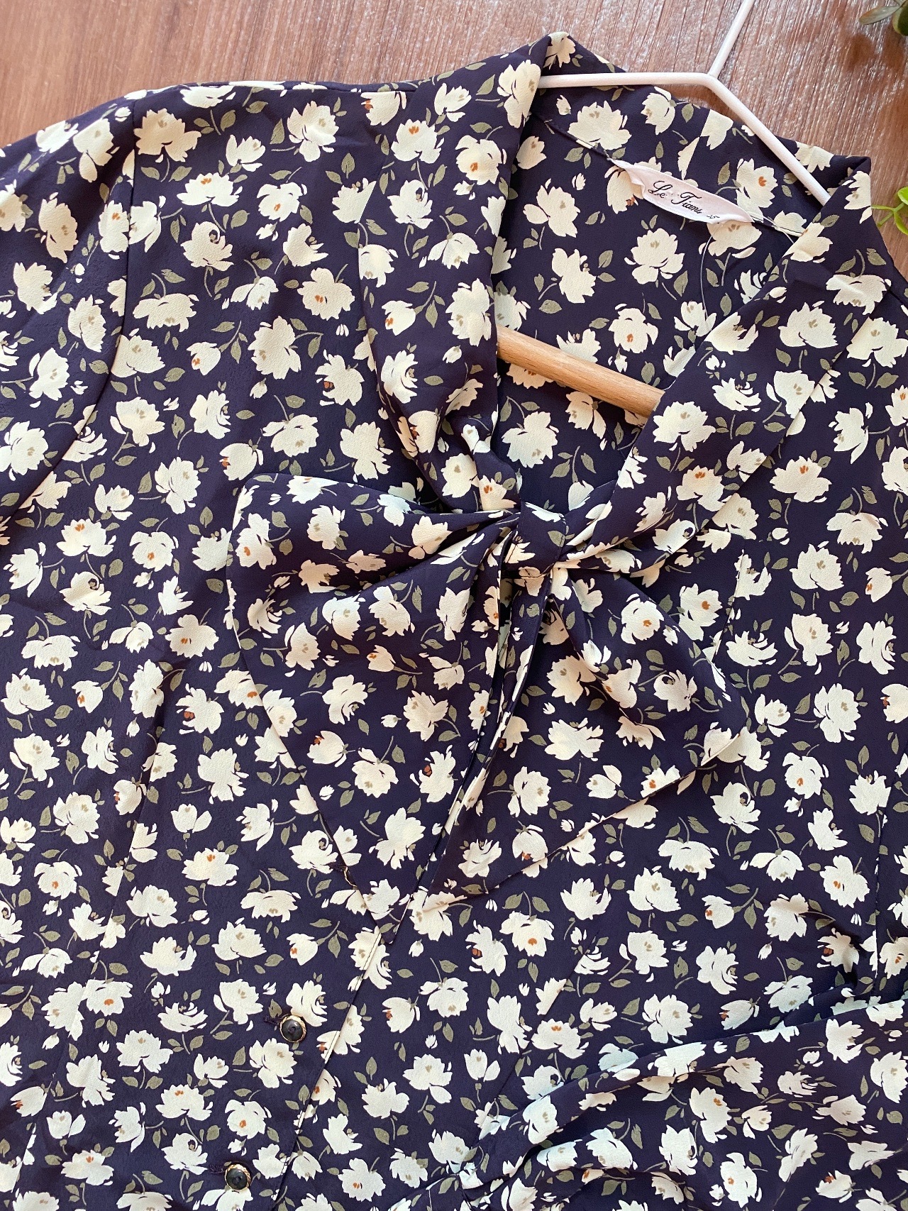 日本製深紫藍色綁結長袖上衣