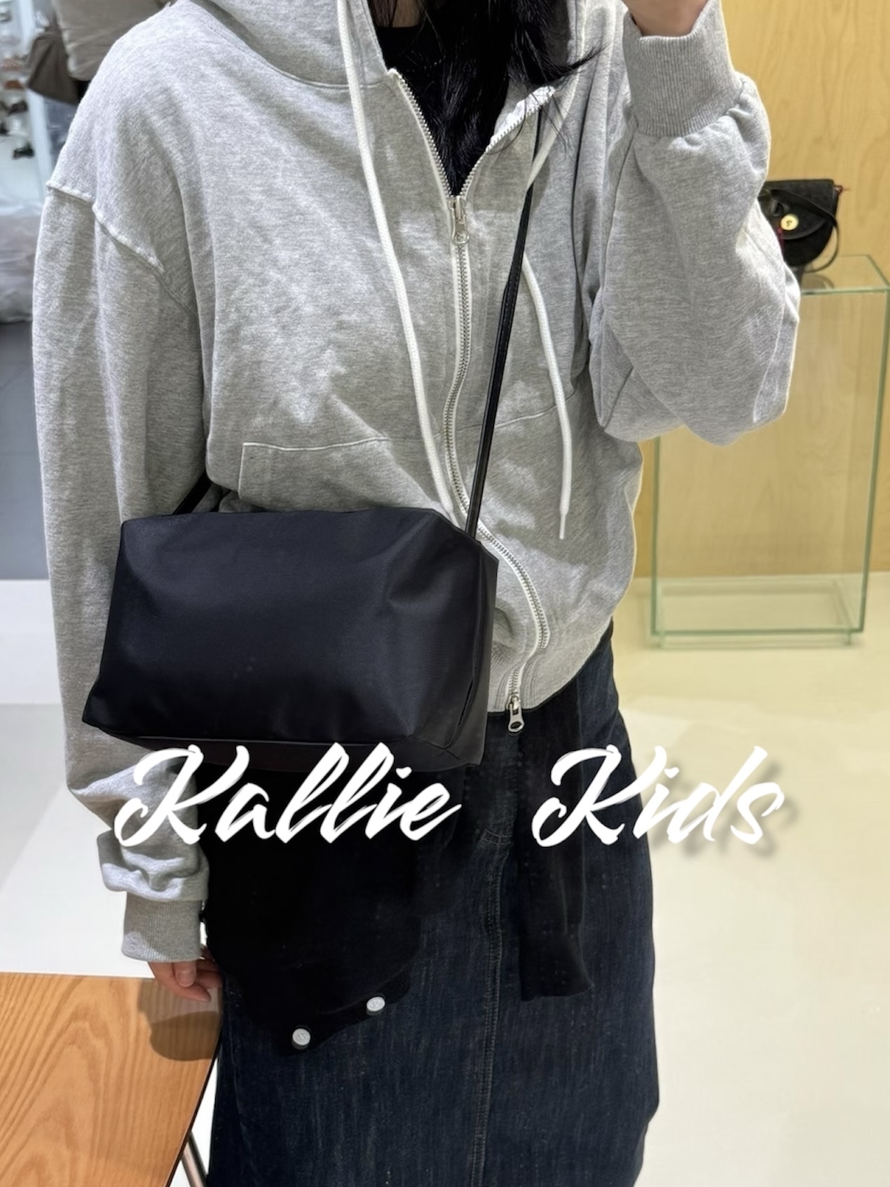 小眾品牌 DEARNI - 牛皮帶尼龍小方包