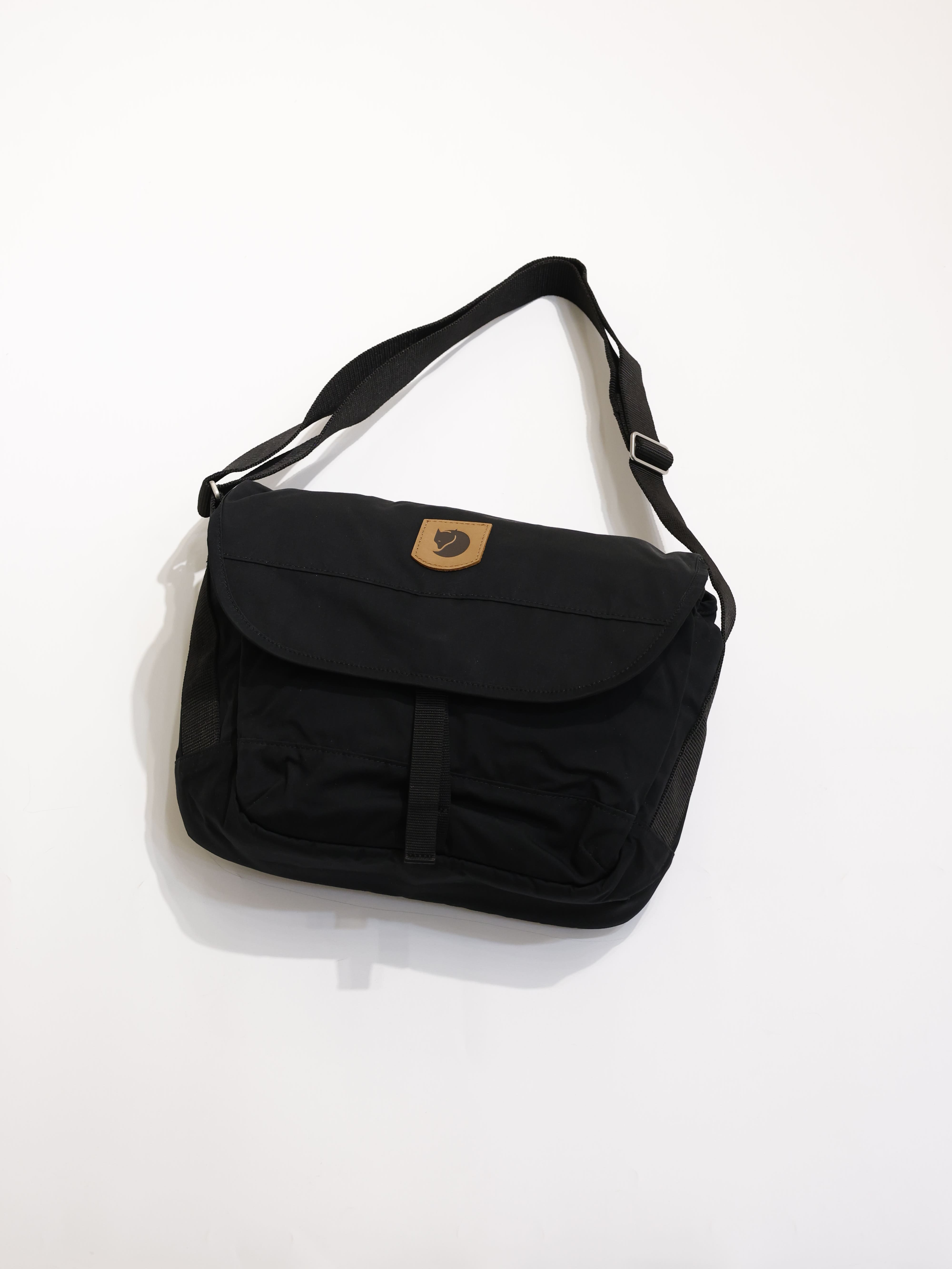 FJALLRAVEN 小狐狸 Greenland Shoulder Bag Small 單肩背包  FR23155
