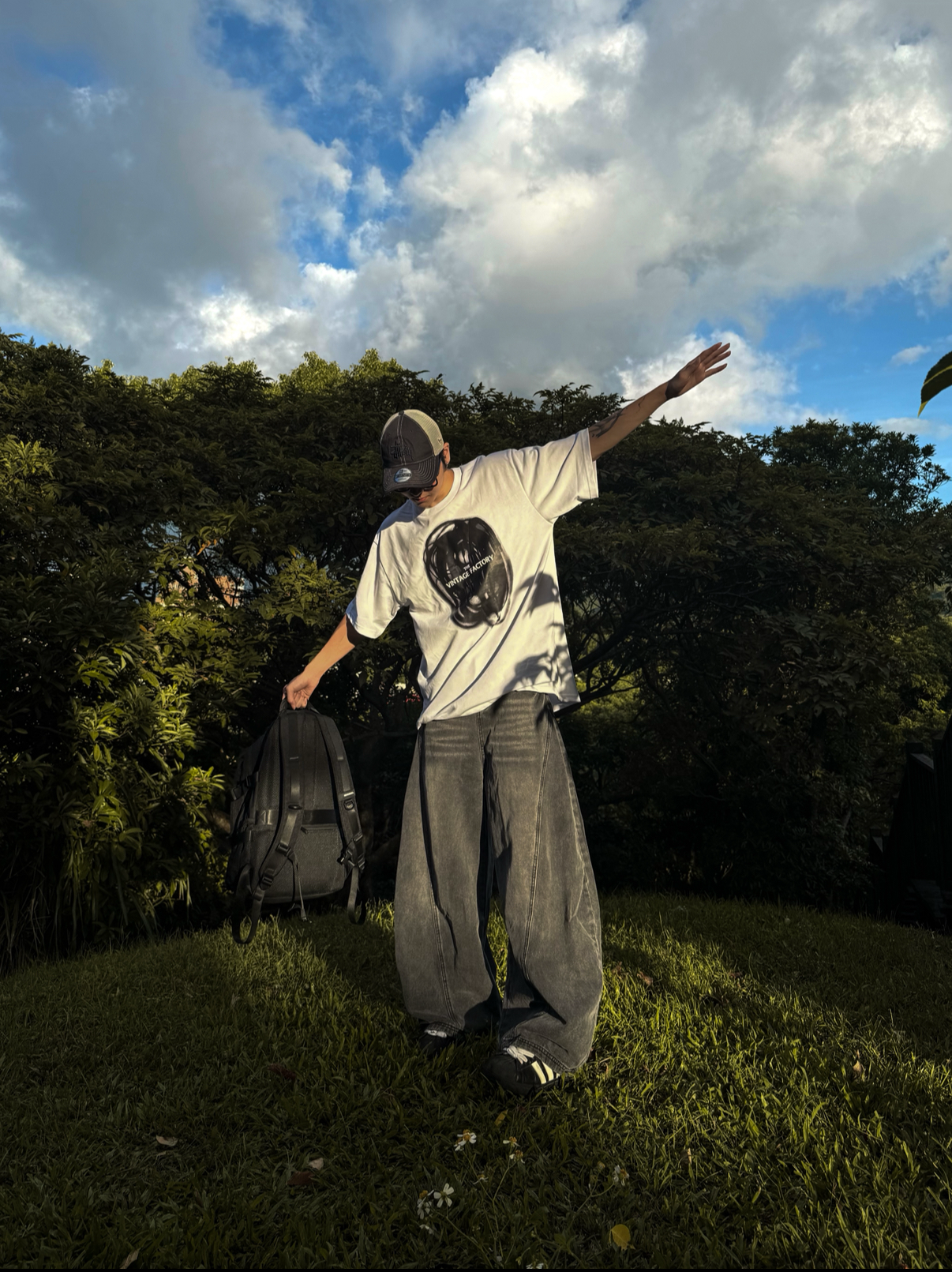 (現貨) 韓系解構刷色彎刀褲