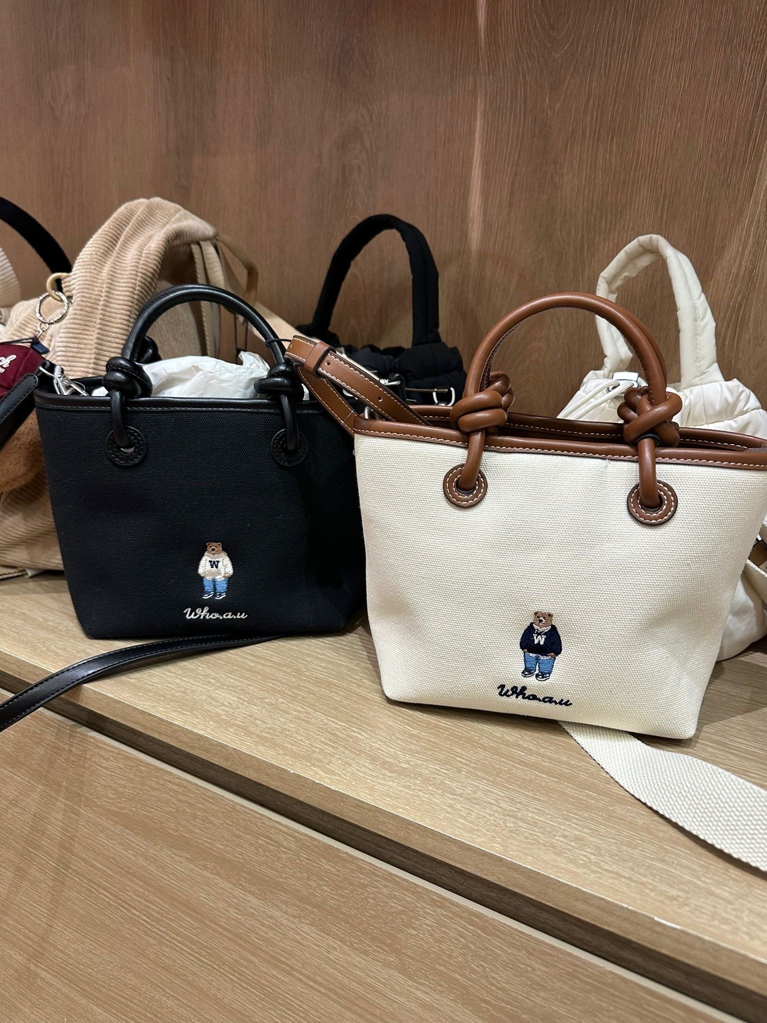 【直播】WHO A U LL0921669 小手袋(WHBG3821A)