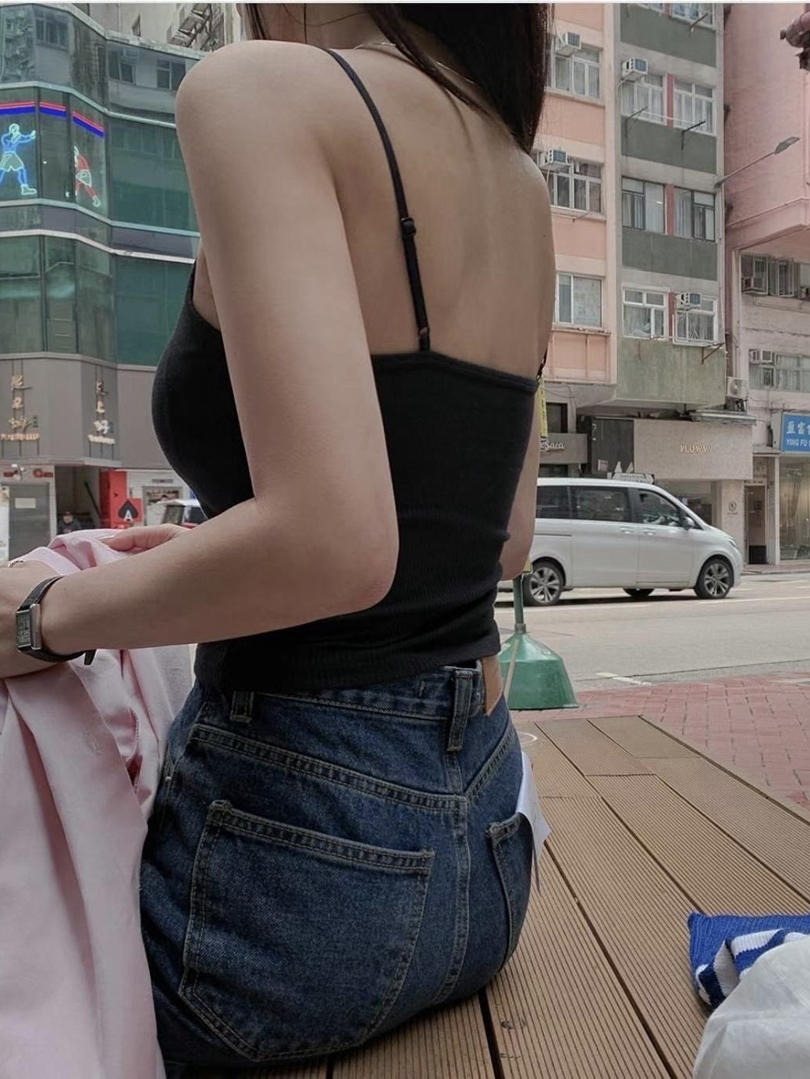 闆娘推薦~小胸救星 ！這件小胸也能穿出自信感內搭 (正韓)