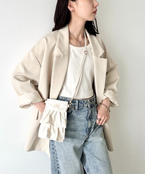 Lee / Ruffle smartphone shoulder bag
