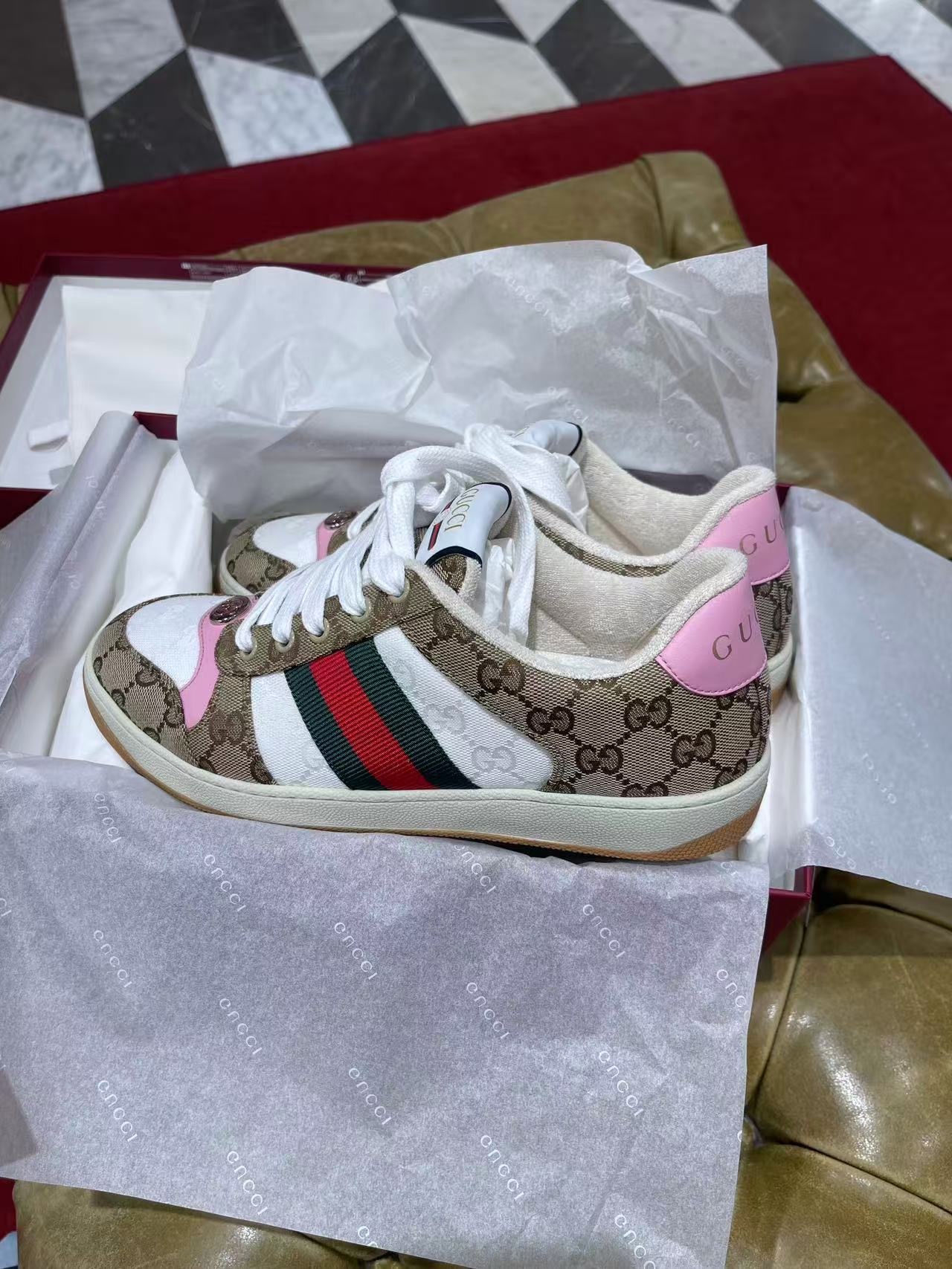 Gucci Screener GG supreme sneakers pink 817276