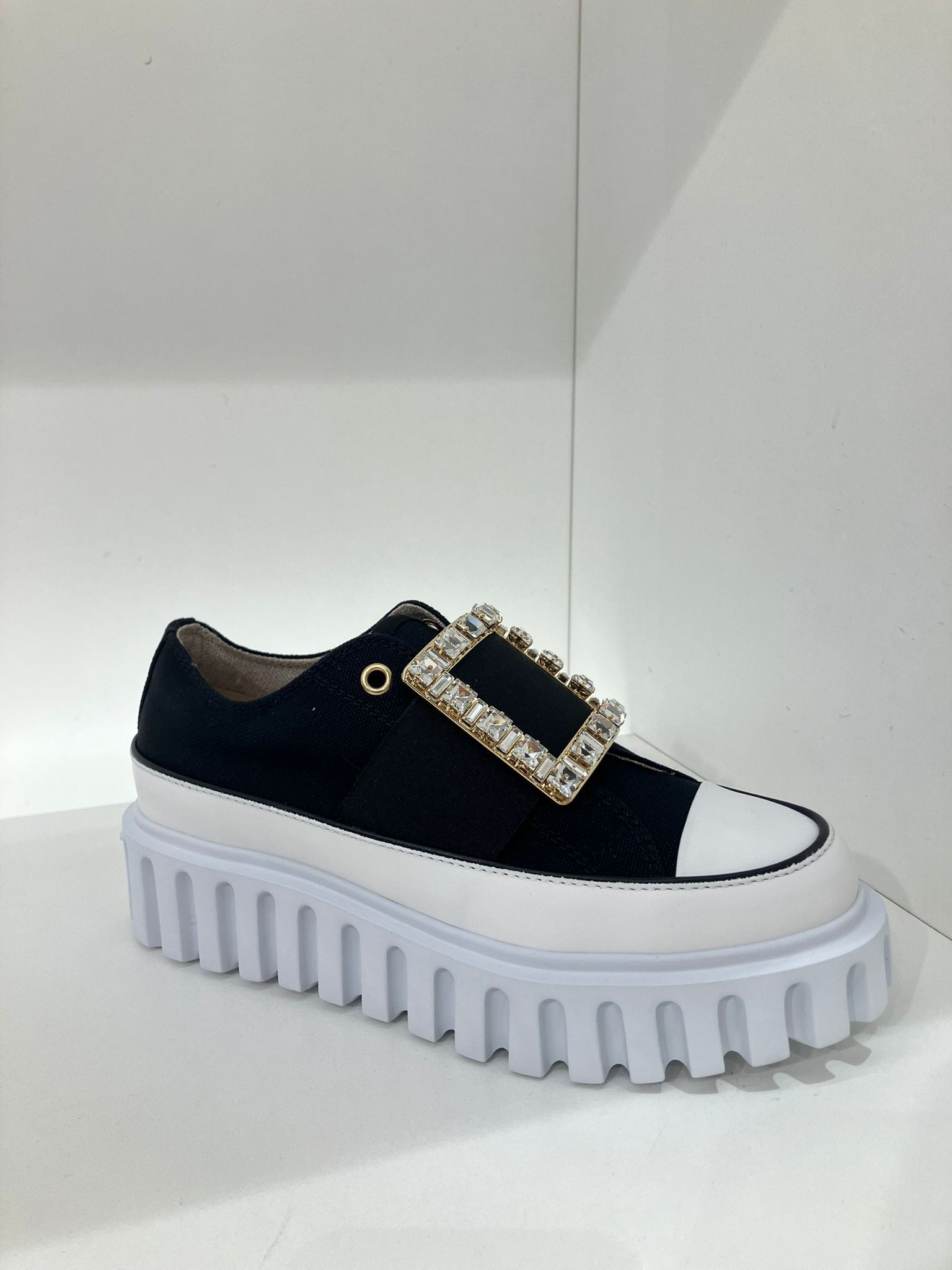 Roger Vivier Viv go thick strass sneakers black