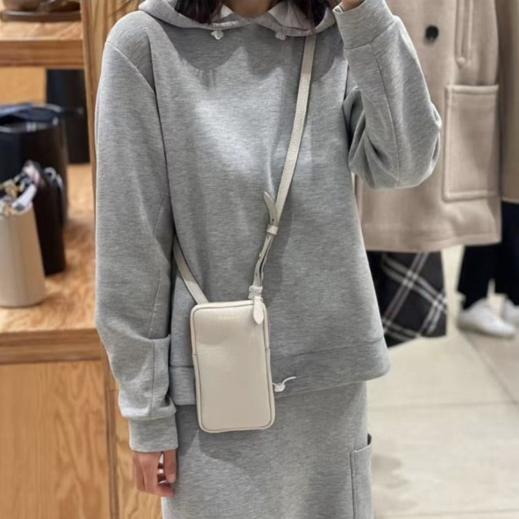 Burberry leather phone pouch lime white