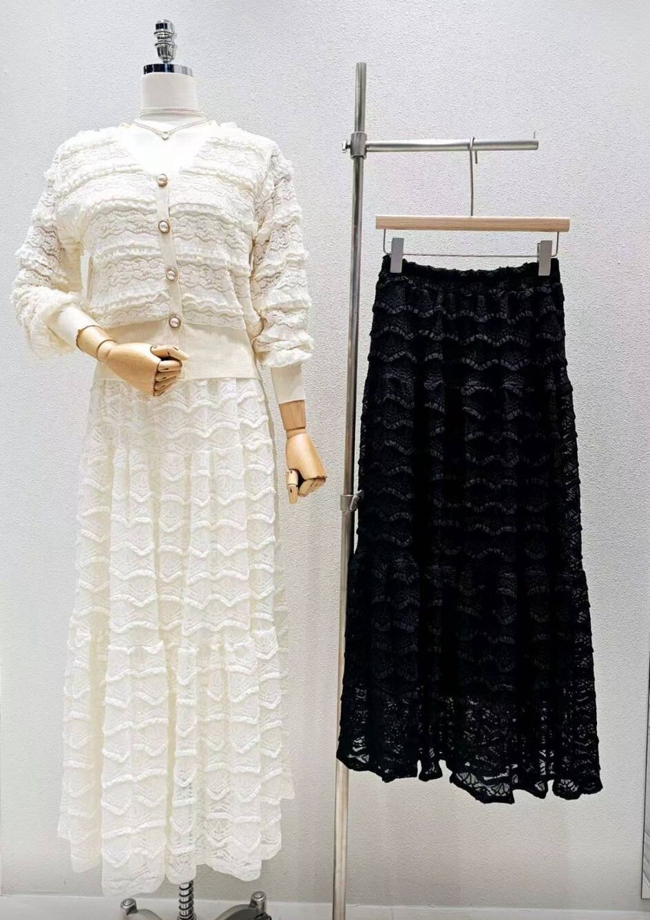 (現貨米)W47  腰 25-45 hip 54 長36  $349