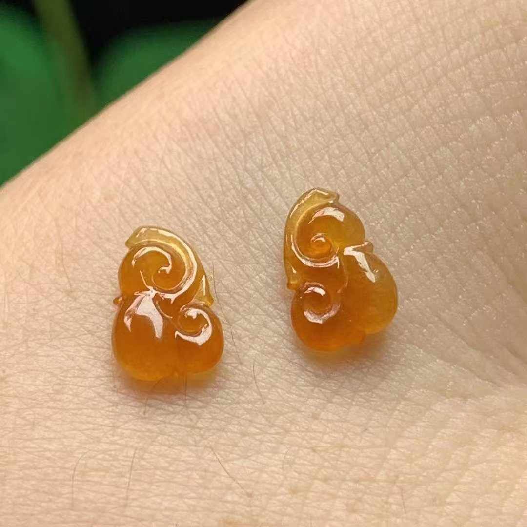 911352 翡翠黃翡如意一對