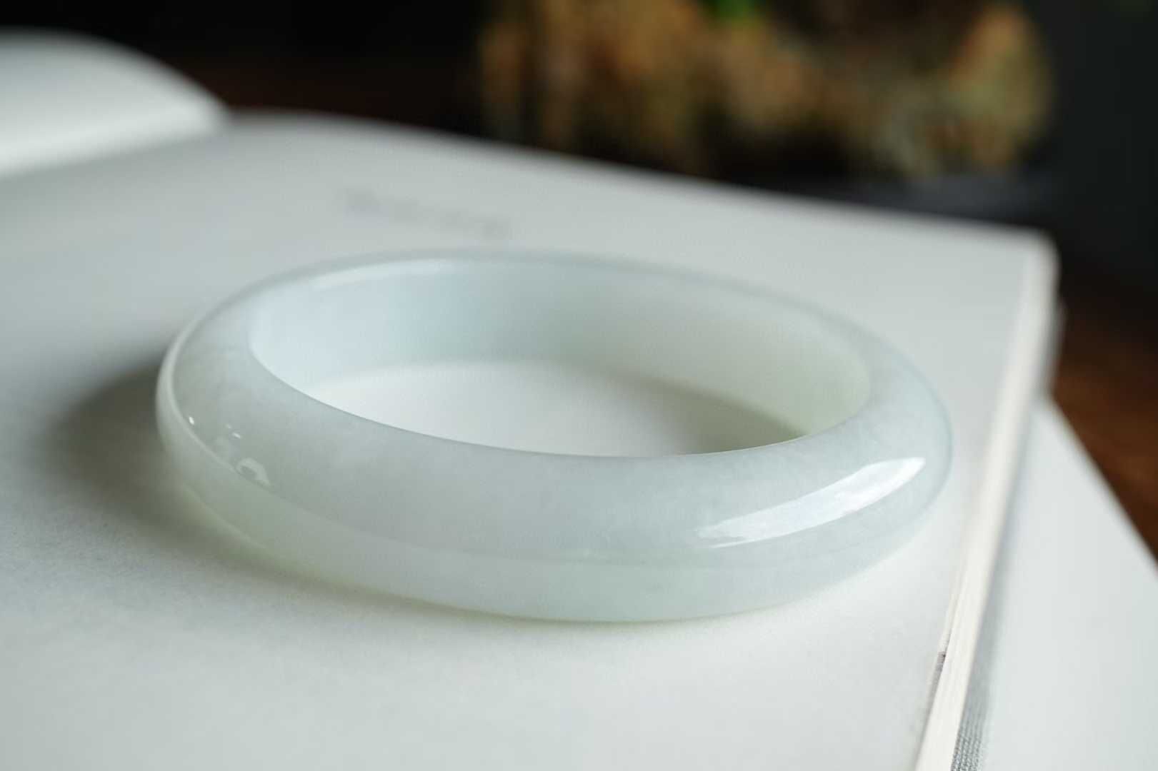 冰糯種翡翠正圈手鐲,天然翡翠A玉, 緬甸玉, Jade, Jadeite