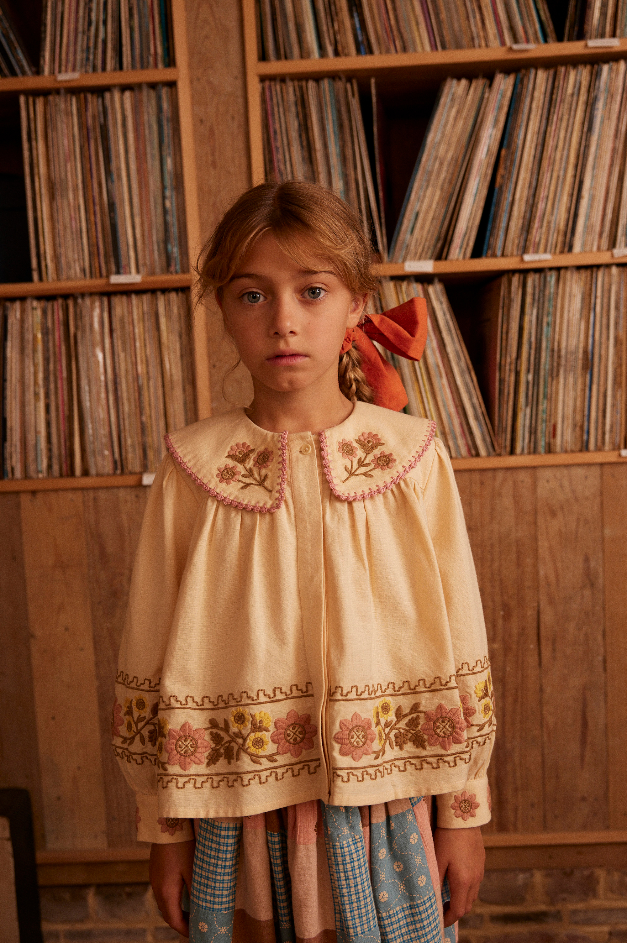 Apolina 復古田園刺繡襯衫 CARLOTTA EMBROIDERED BLOUSE - CASHEW