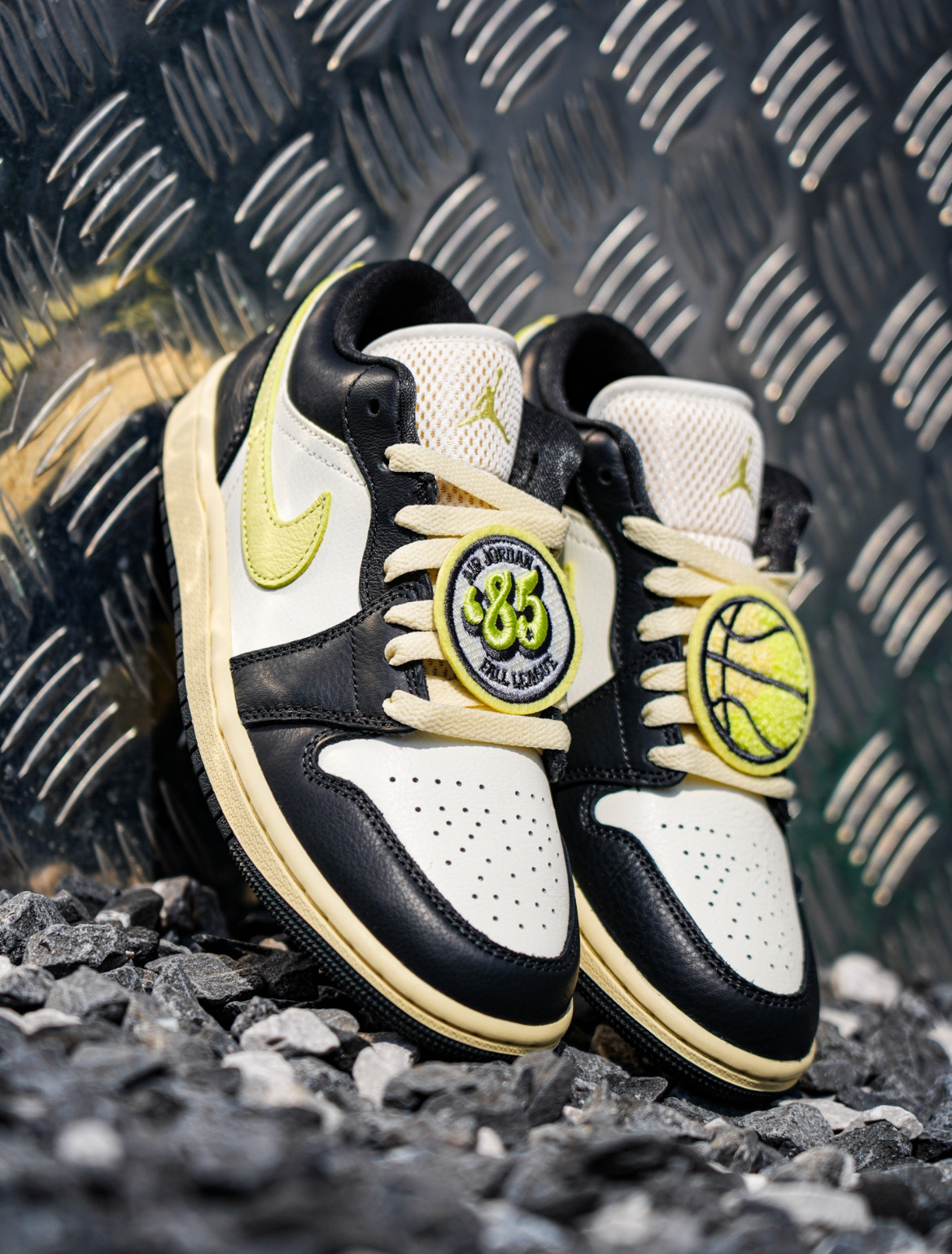 女鞋 NIKE W AIR JORDAN 1 LOW SE 黑綠白 秋季聯盟 籃球 皮革 緩震 休閒鞋【HQ3009-003】AJ1