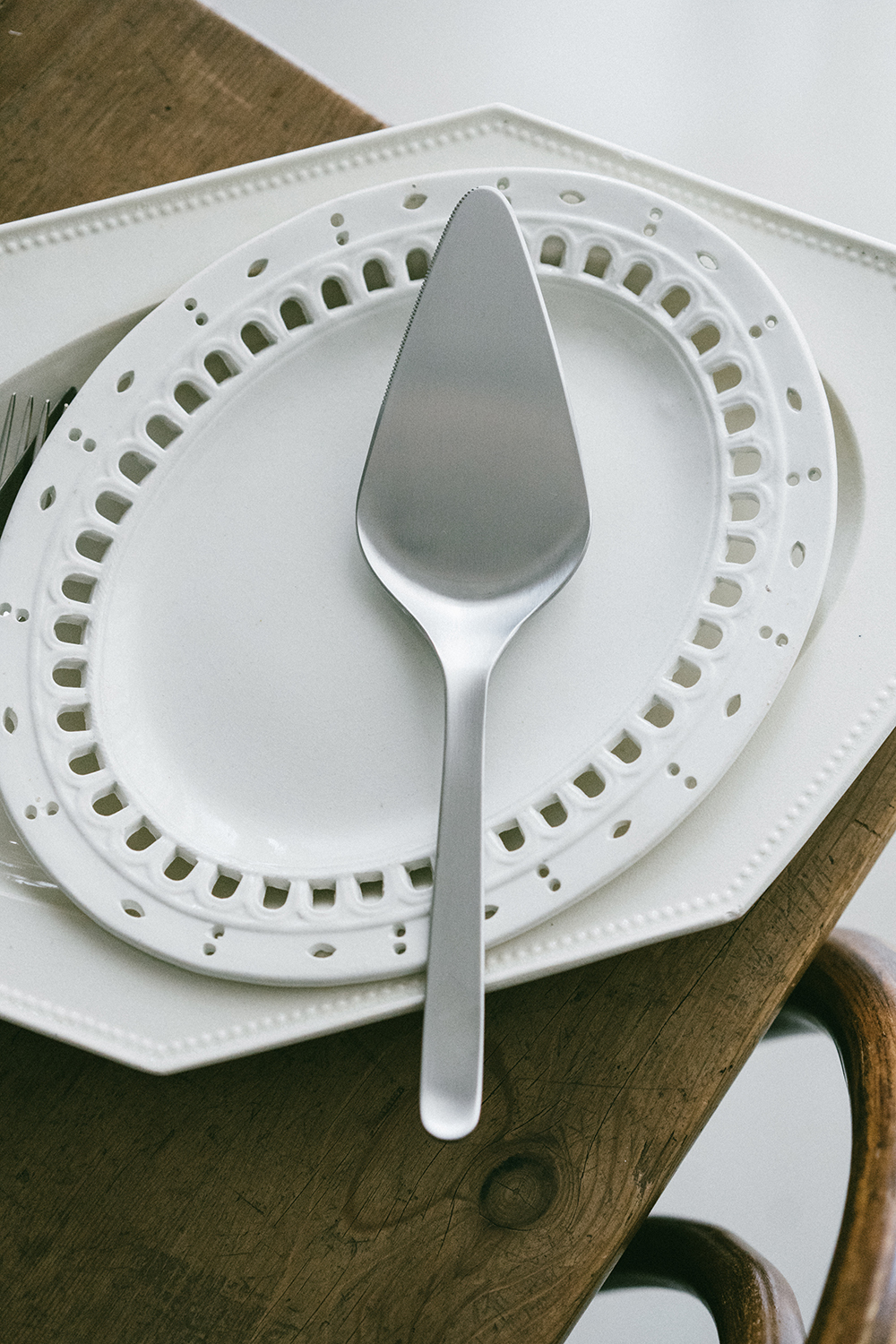 柳宗理日本製18-8不鏽鋼流線型霧面不鏽鋼甜點蛋糕鏟