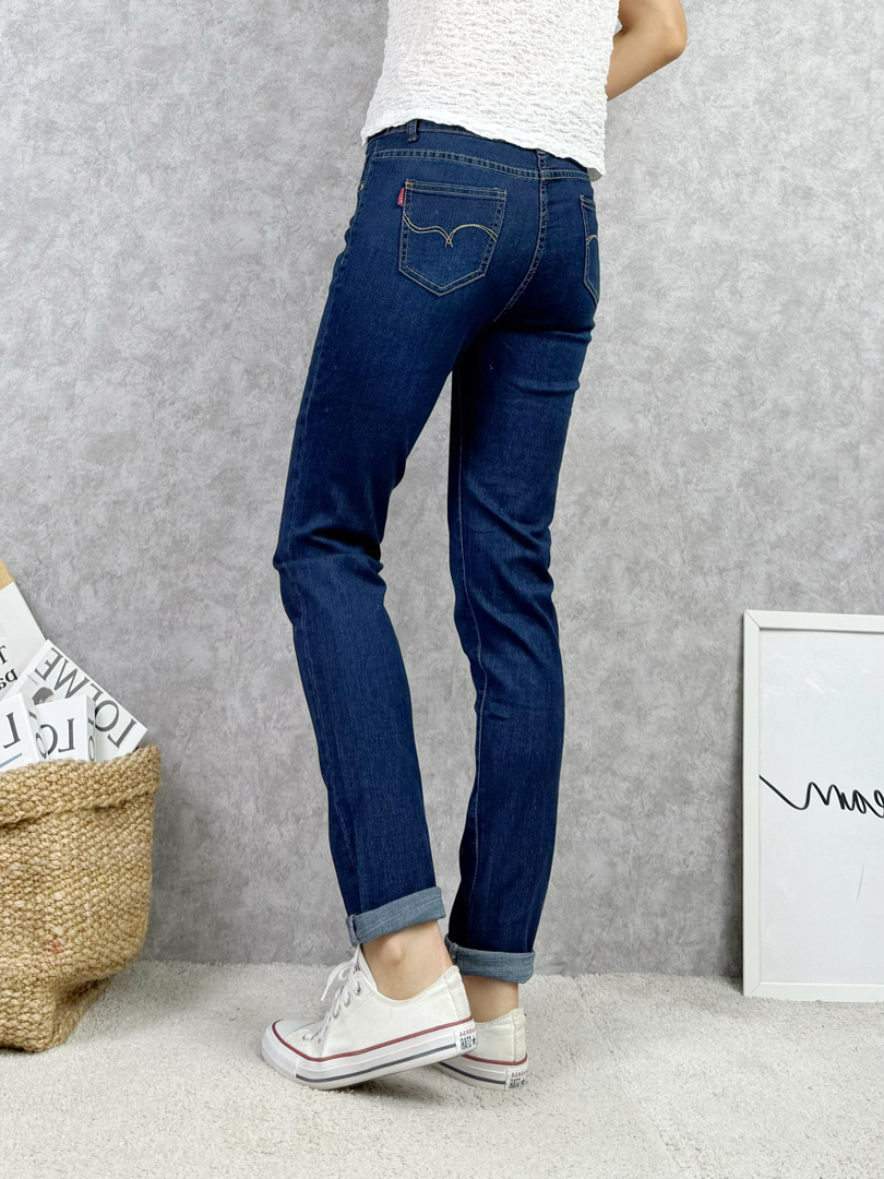 捲起褲腳還能切換休閒感★修飾腿型的收腳褲