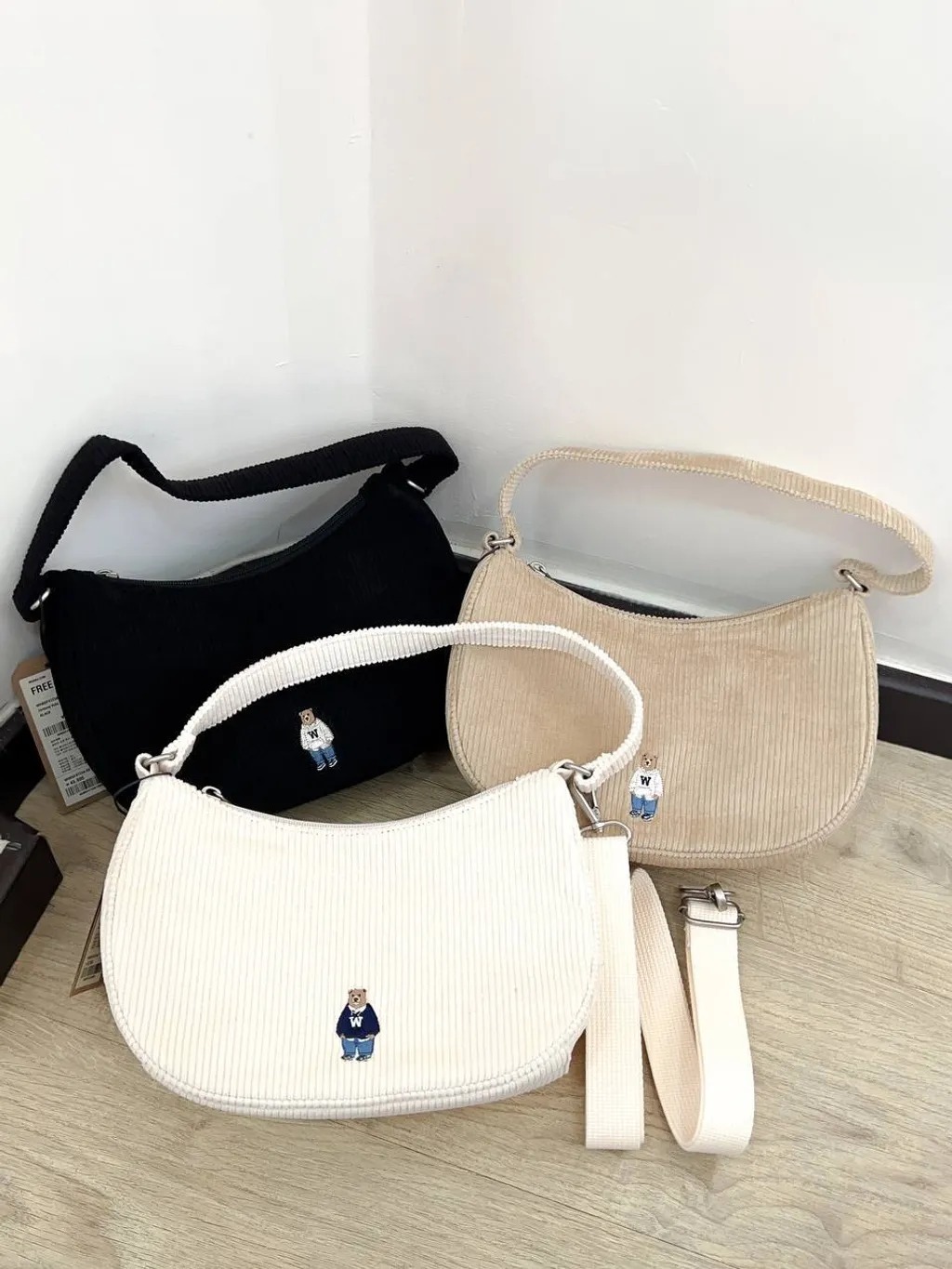 【直播】WHO A U LL0921397 流浪包