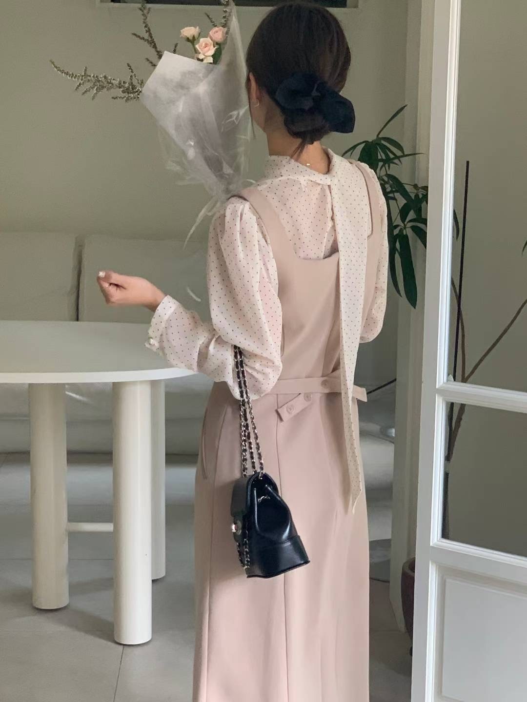 [現貨]Sigrid 無袖曲線順身洋裝 [ 2色 / Free ]