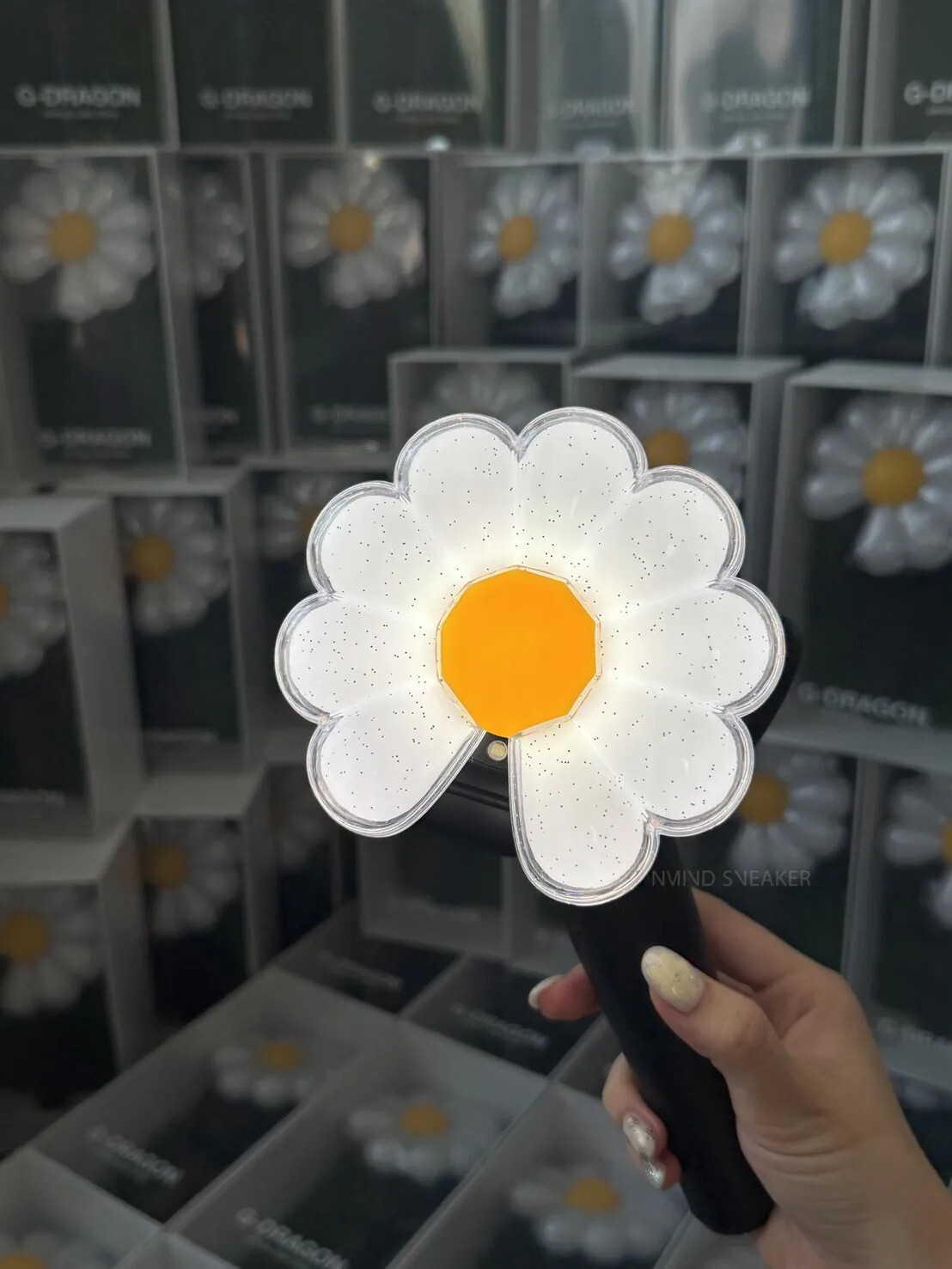 <經典收藏🔥> 權志龍 G-Dragon 官方手燈 Ubermensch