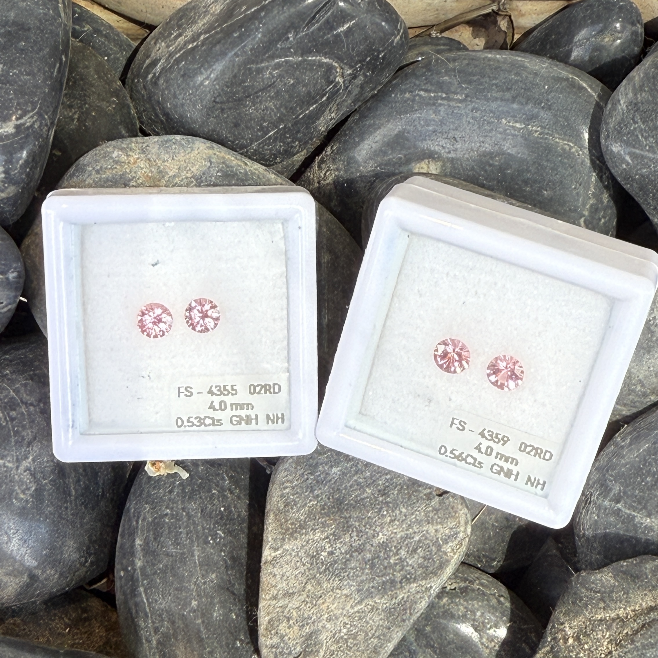 無燒粉紅藍寶石 - 裸石一對