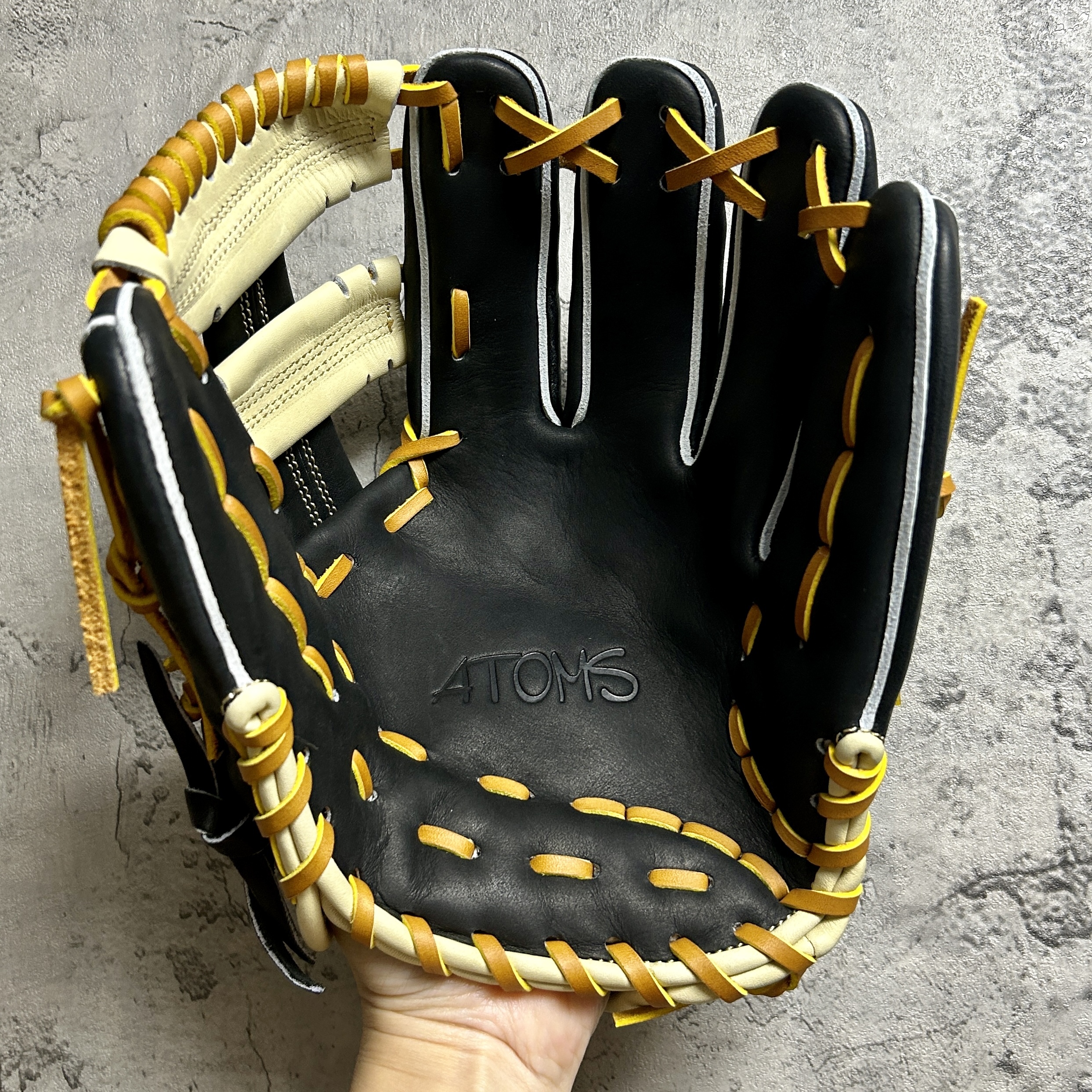 ATOMS NATIONAL LINE 軟式 内野 ACN-066 牧 秀悟選手使用モデル