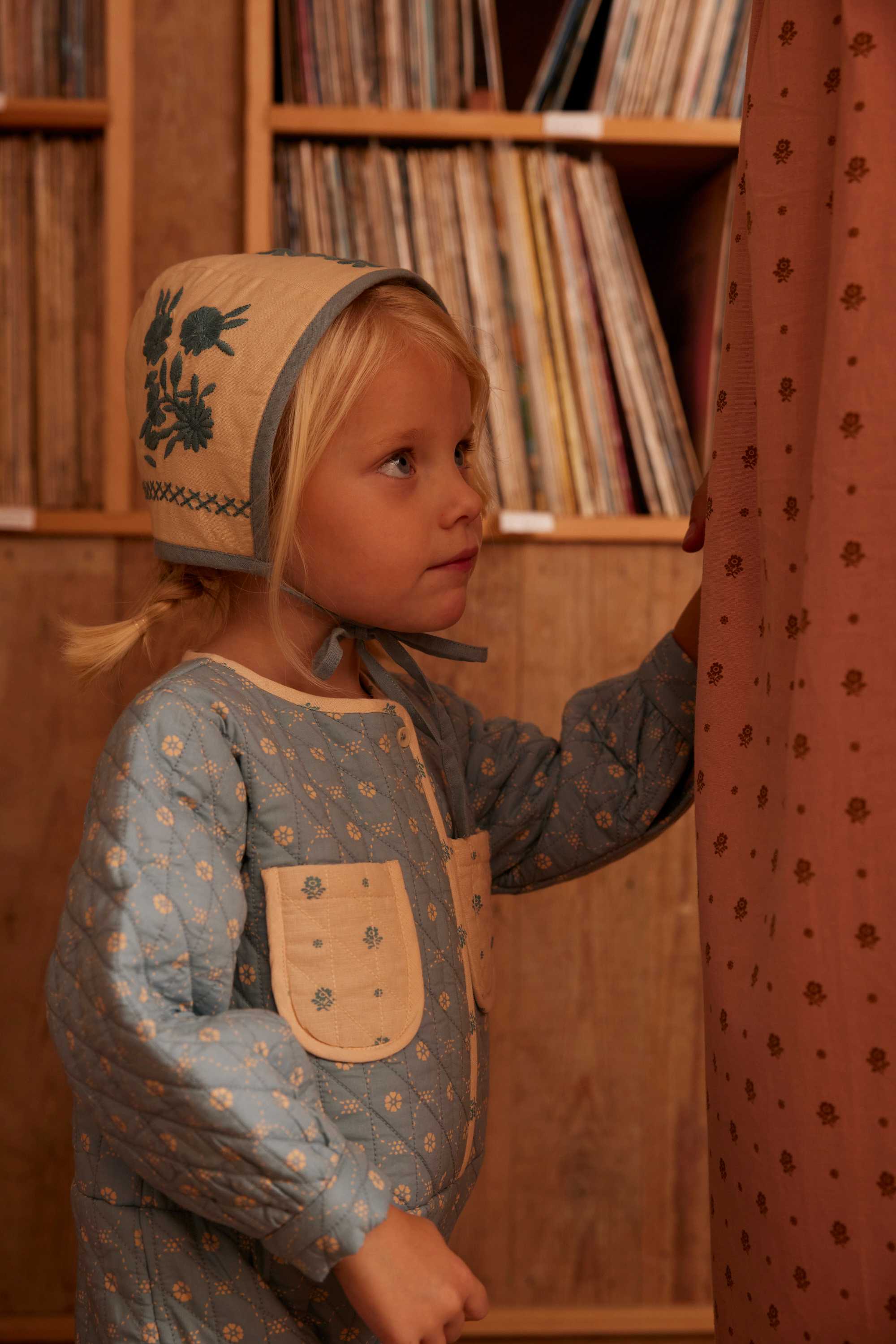 Apolina 復古刺繡綁帶帽JONI BONNET - CASHEW - CARA No.9