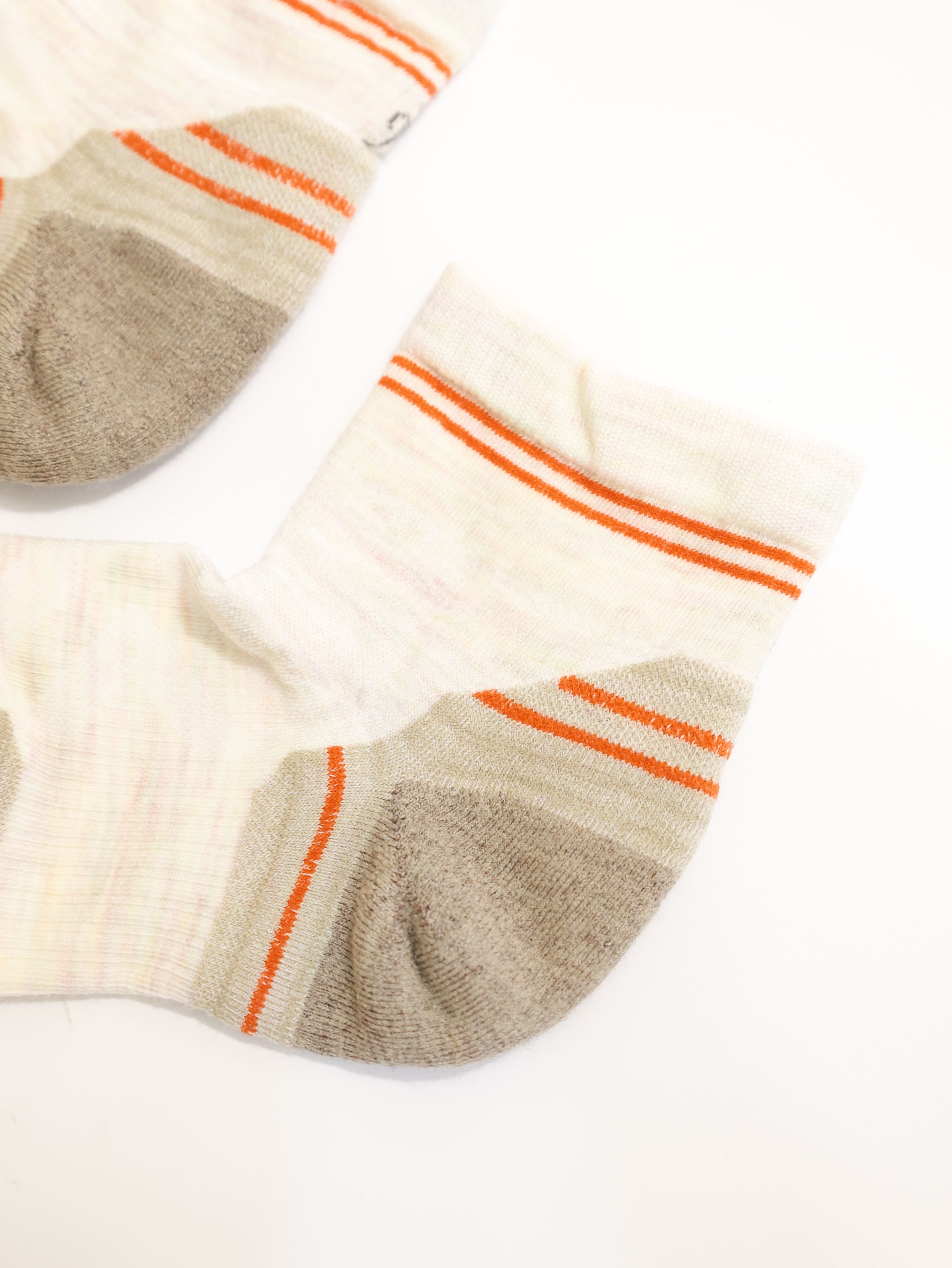 SMARTWOOL 女機能戶外局部減震低筒襪 米白 SW002497A81