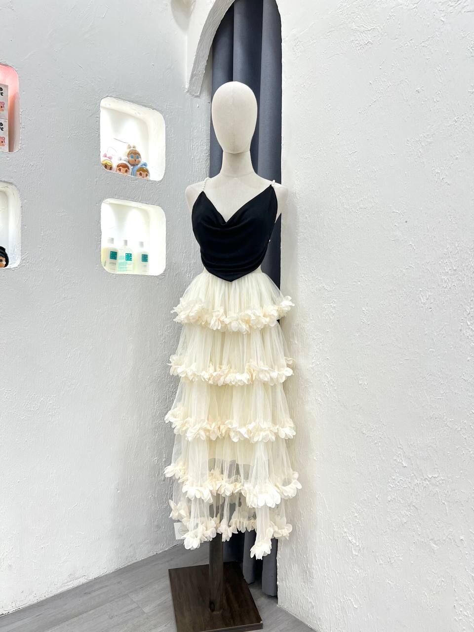 Petal Long Skirt