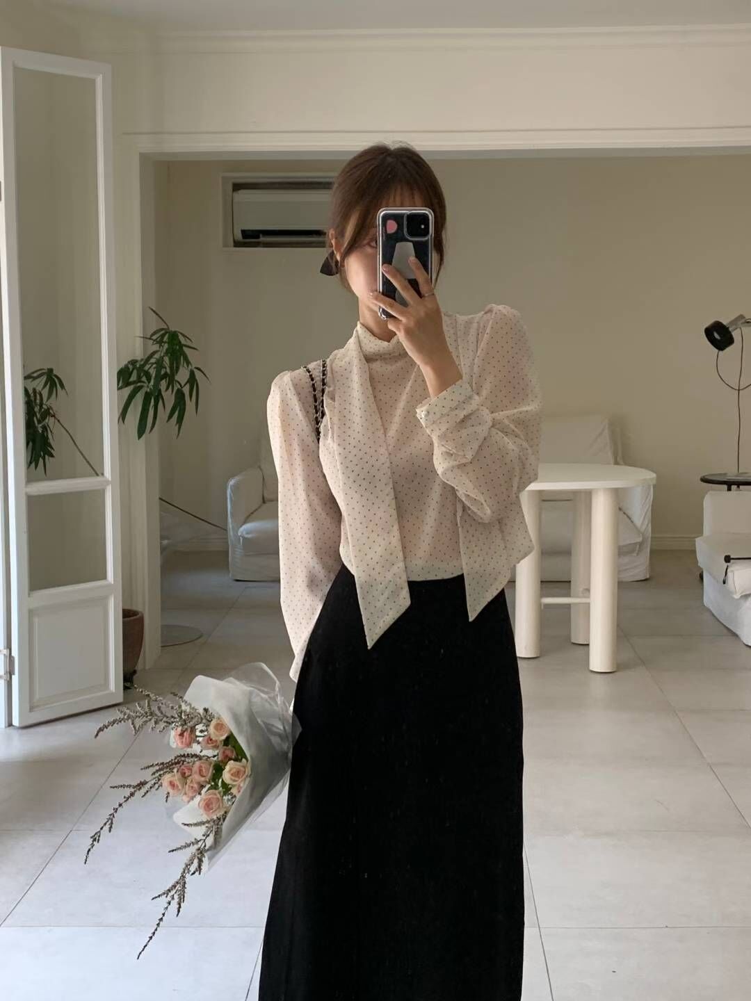 Whitley 知性點點領巾襯衫 [ 3色 / Free ]