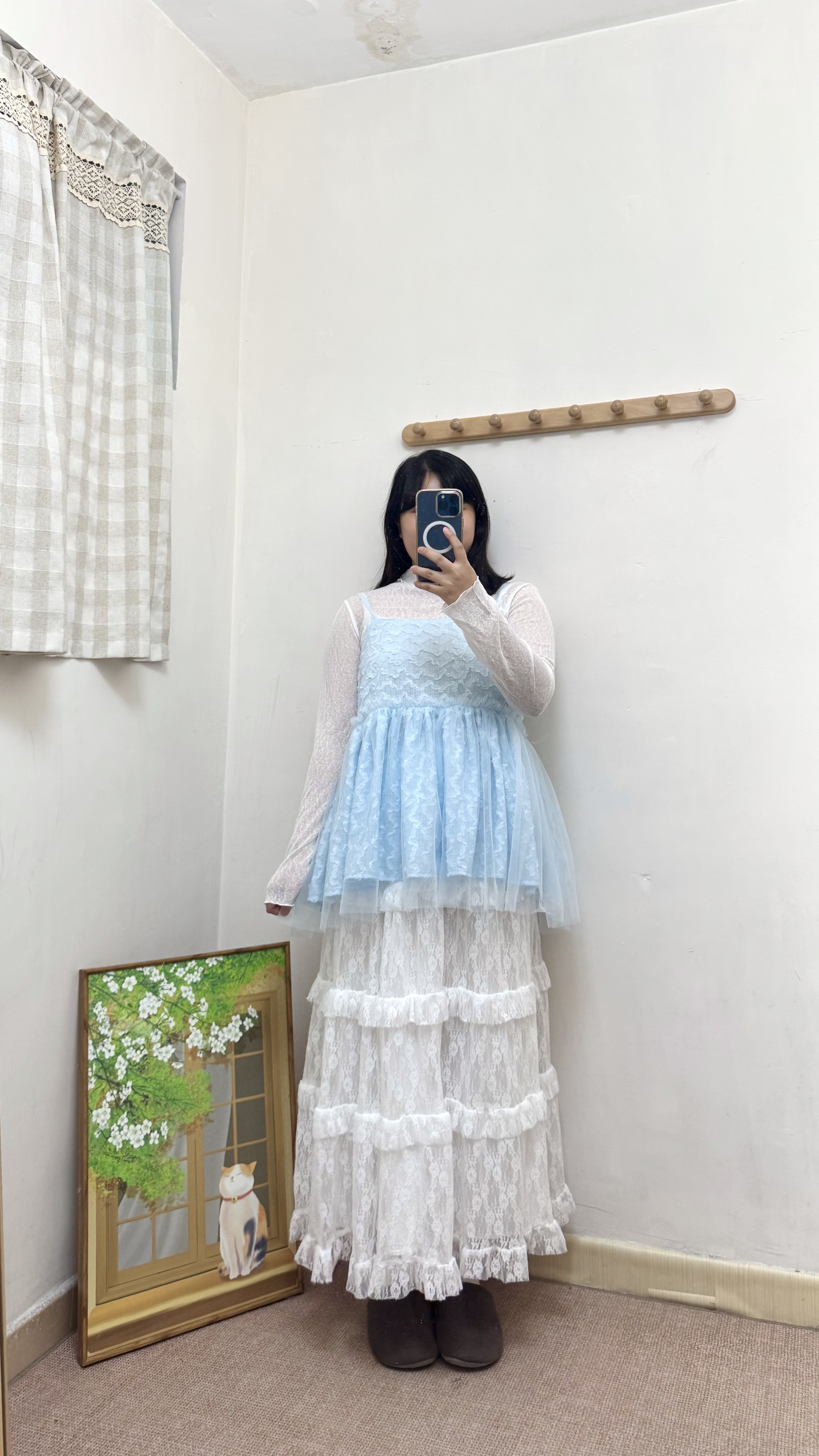 層層波浪下擺拼紗吊帶