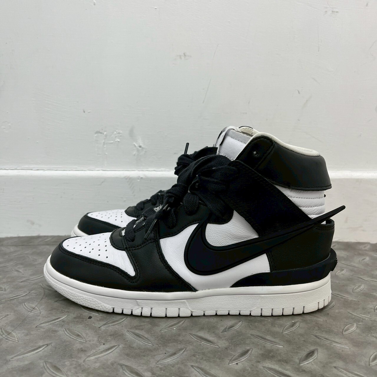 Nike Dunk High X AMBUSH 黑白 SIZE 23.5M