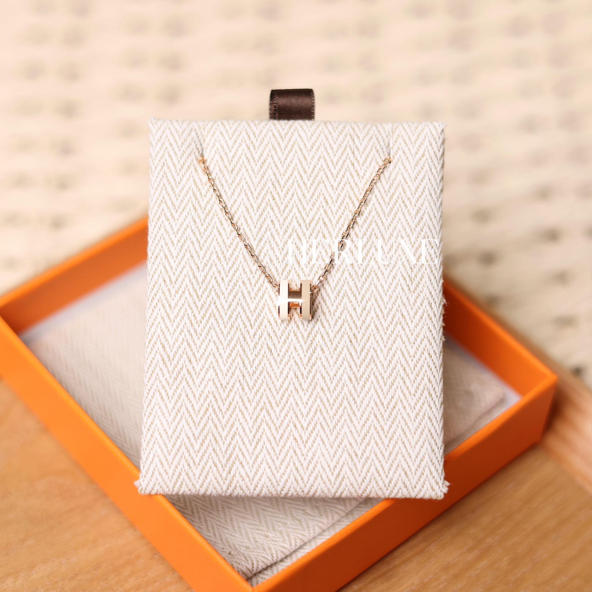 Mini pop H necklace B2 systeme cd