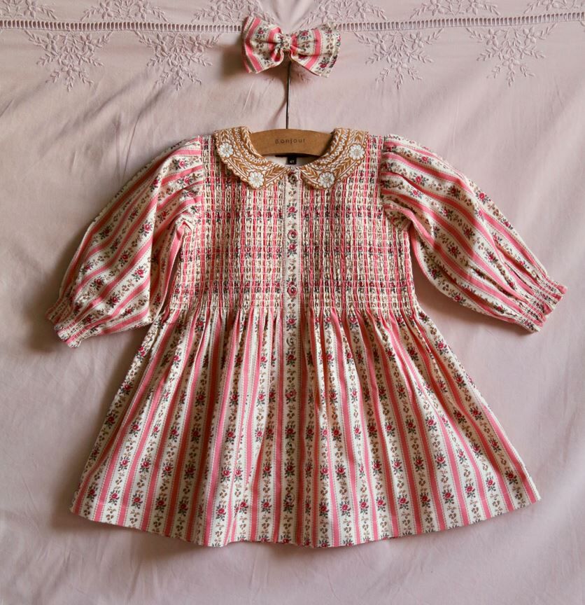 BONJOUR DIARY 刺繡領片掛毯印花洋(含髮夾) TUNIQUE WITH HAIR CLIP