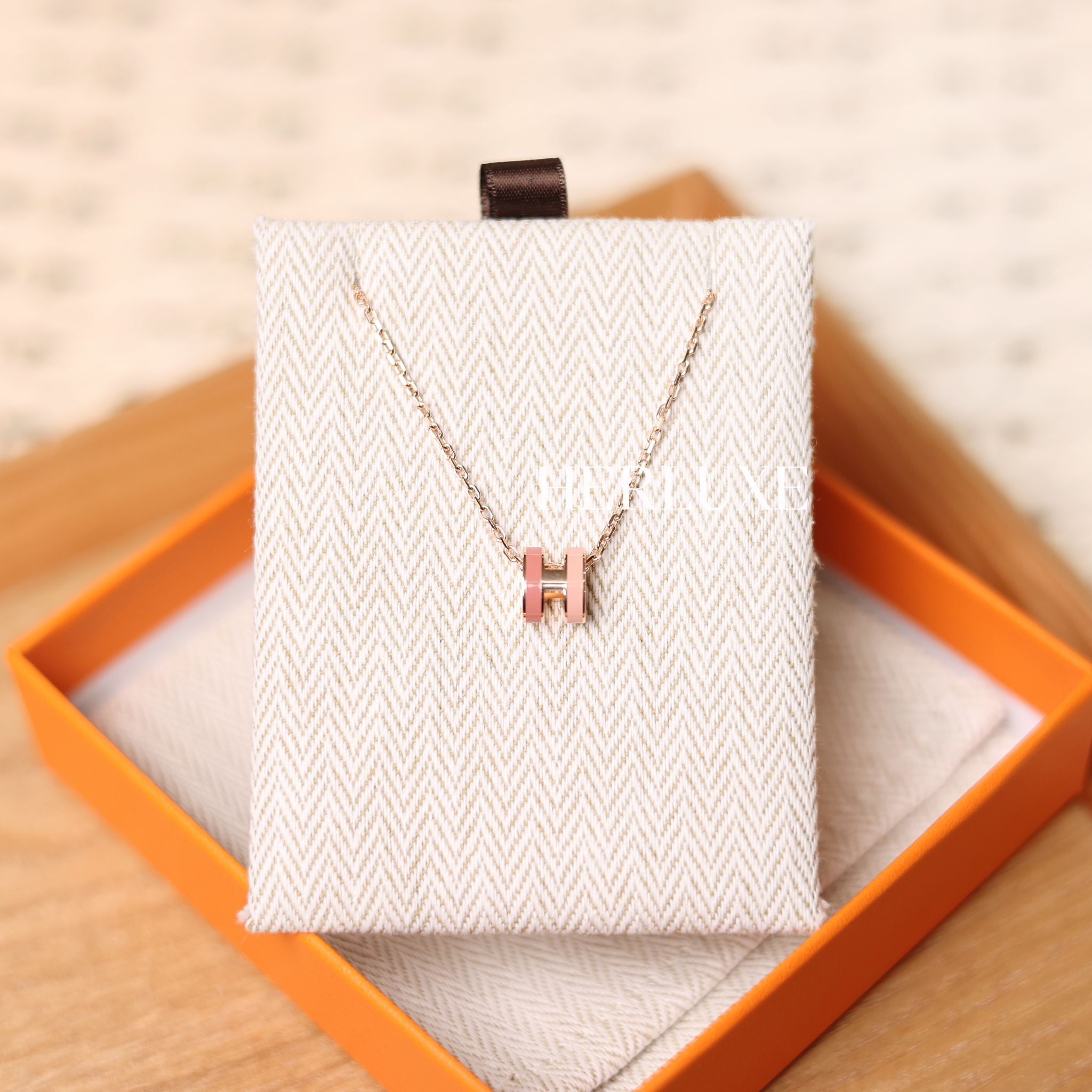 Mini pop h necklace B4 beaute cd