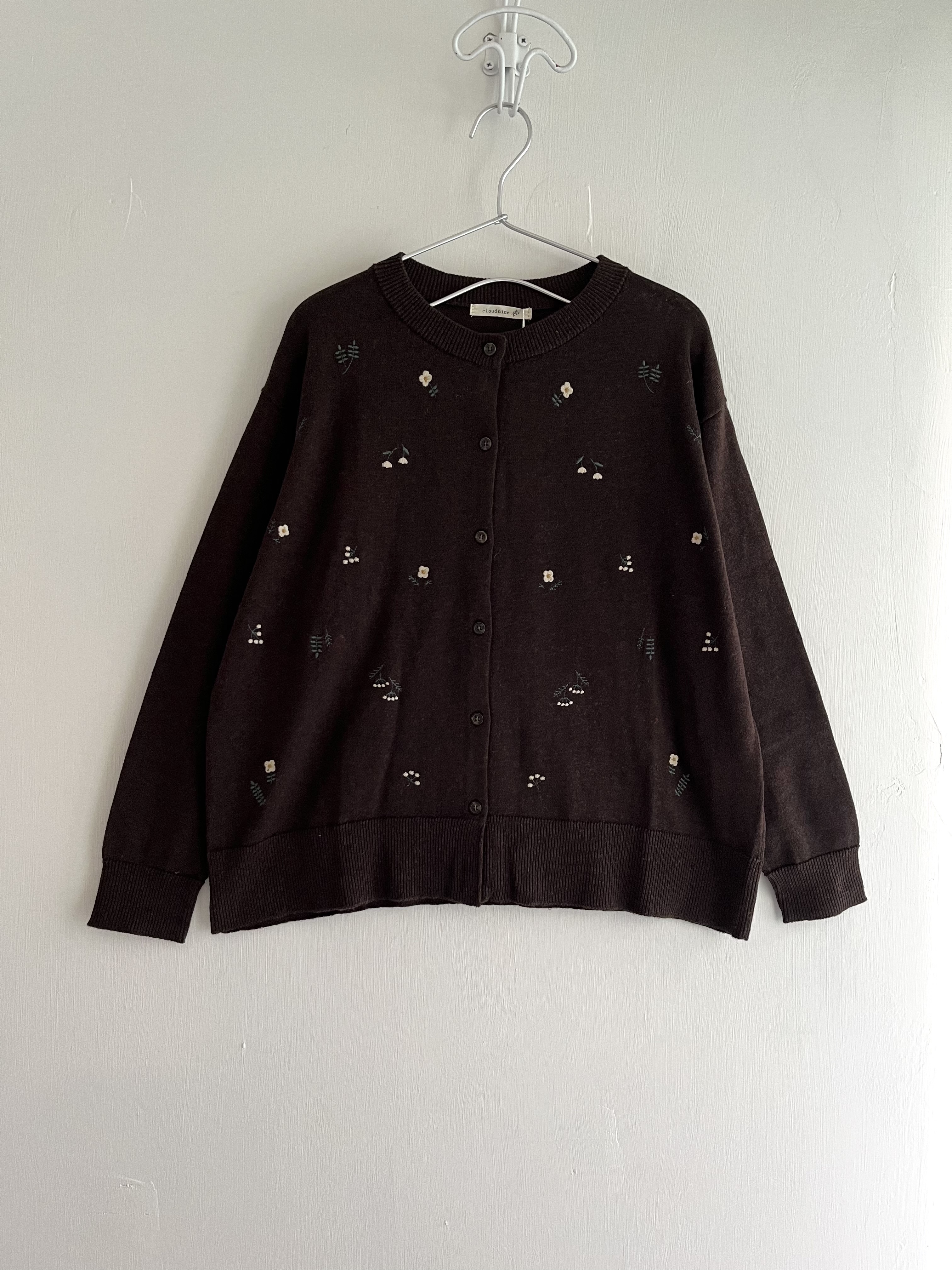 cloud nine深啡色針織刺繡外套