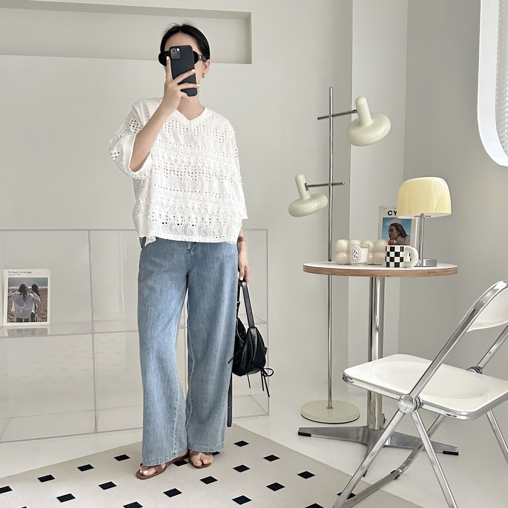 【BONNIE】闊身通花中袖TOP