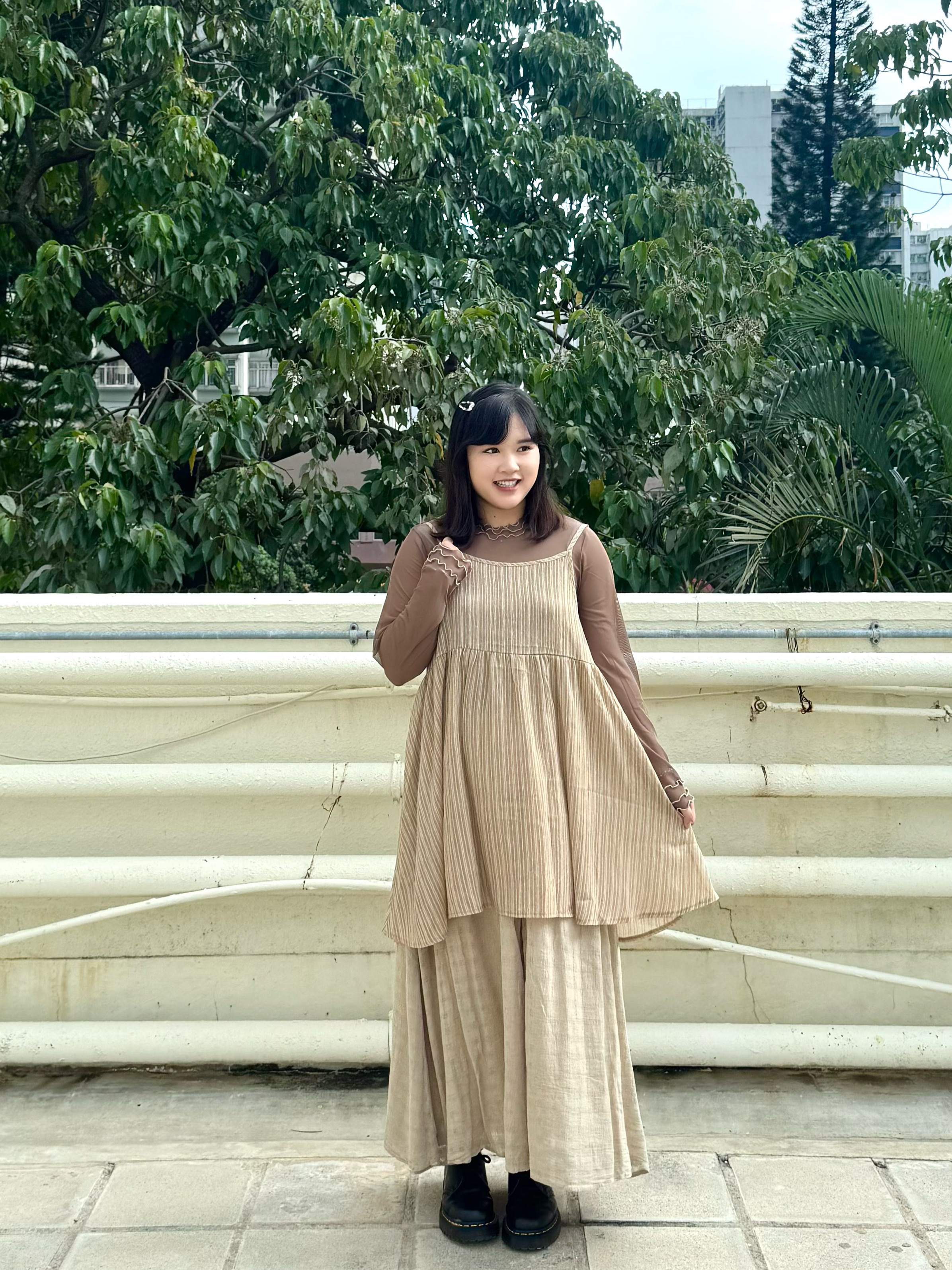 壓直紋細點吊帶