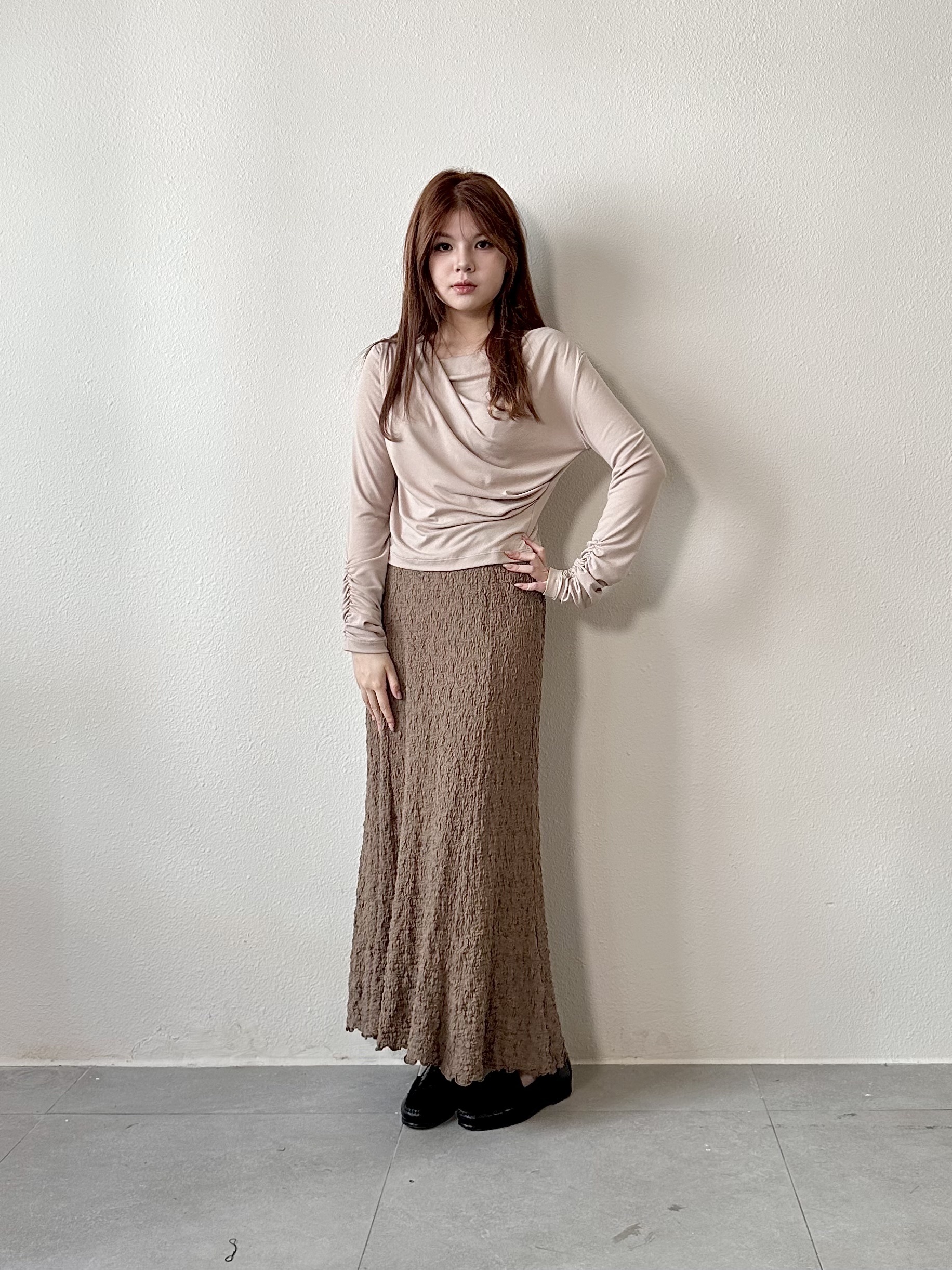 小性感～墮領褶袖上衣 - BL53760