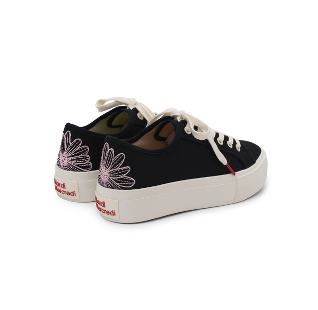 【預購】AKR092210 Mardi ECLORE 厚底款小白鞋