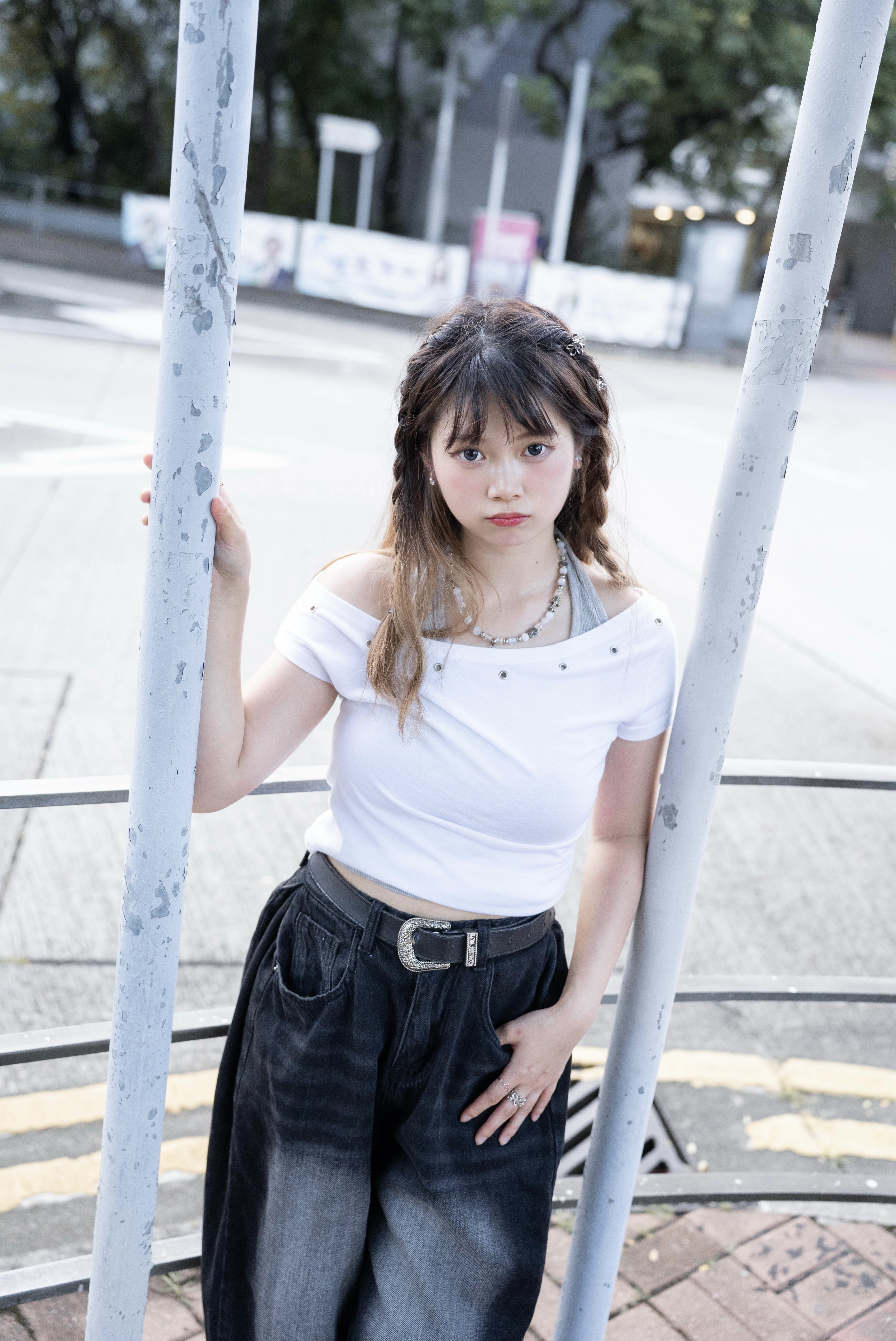 Dive Half Off Shoulder Top