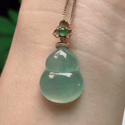 911331 翡翠冰種飄花葫蘆