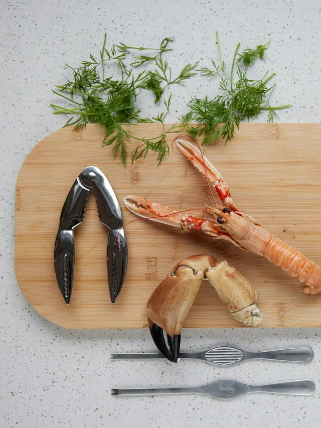 Sagaform Nature-竹盤系列，作為海鮮龍蝦盤