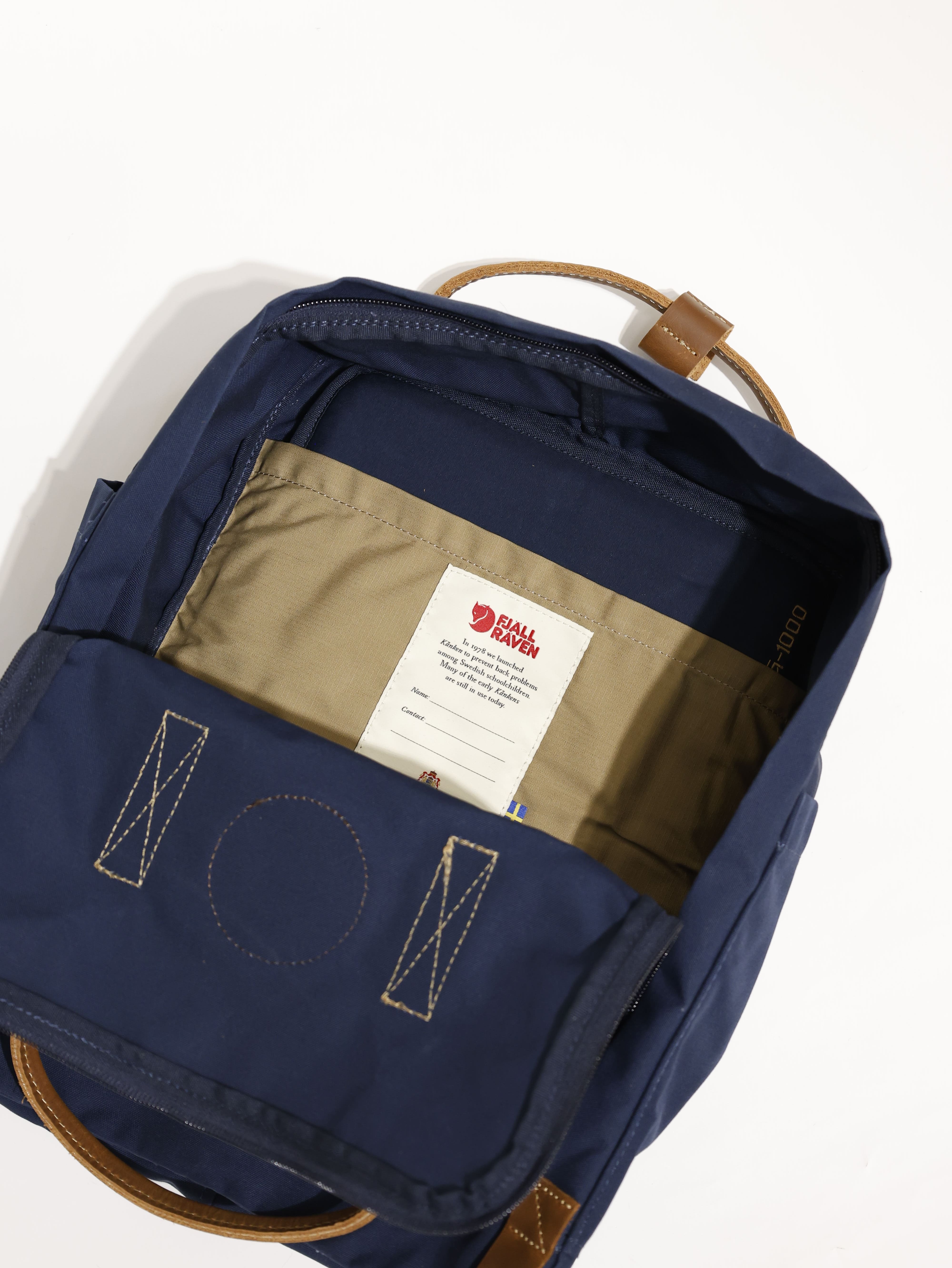 瑞典國民品牌 戶外品牌 運動機能 北歐皇室御用 FJALLRAVEN 小狐狸 Kanken No.2 後背包 皮革 空肯包 FR23565 書包 高級感 皮革點綴
