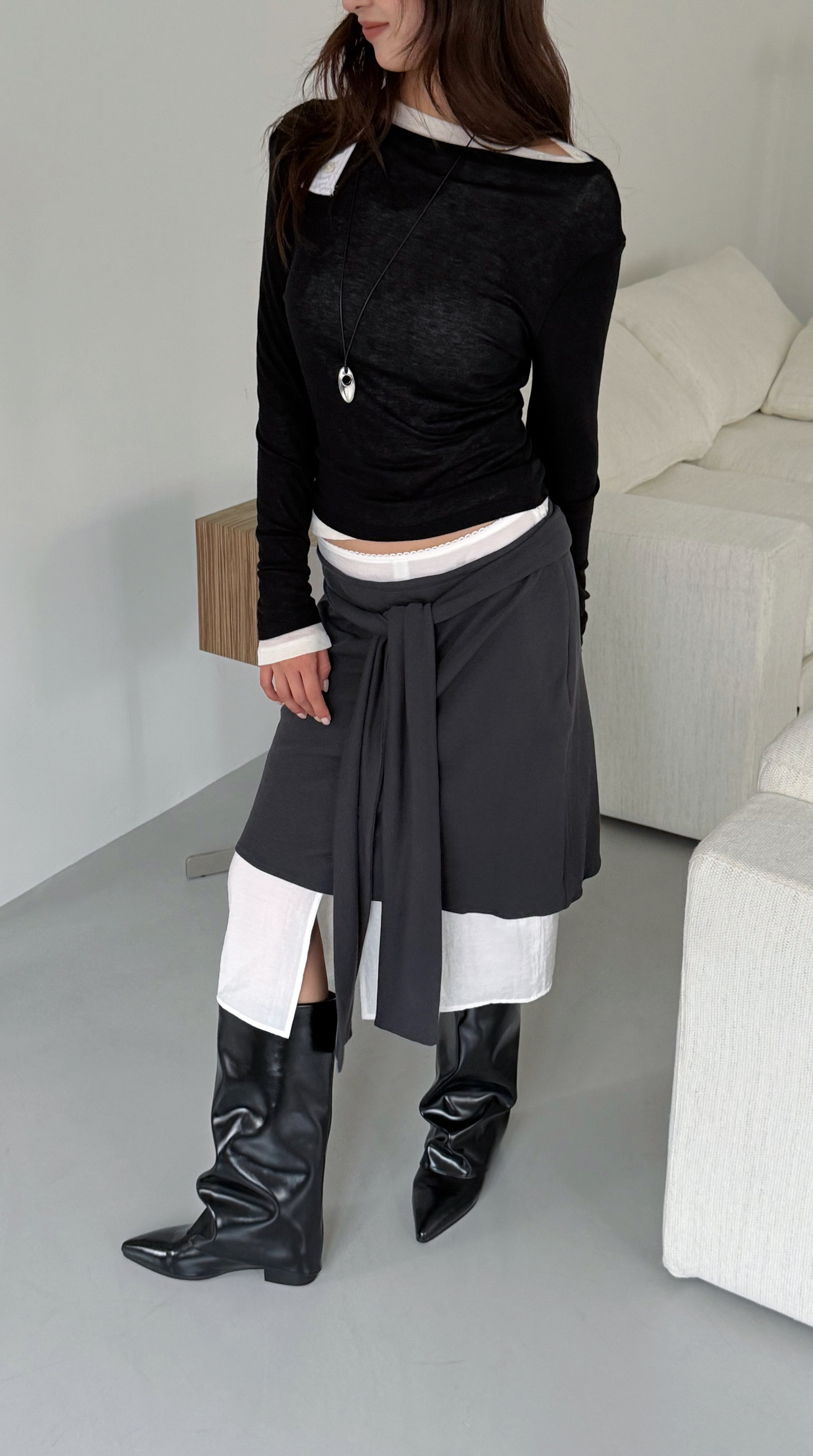 一件就擁有滿滿層次設計師綁帶裙（深藍/深灰）