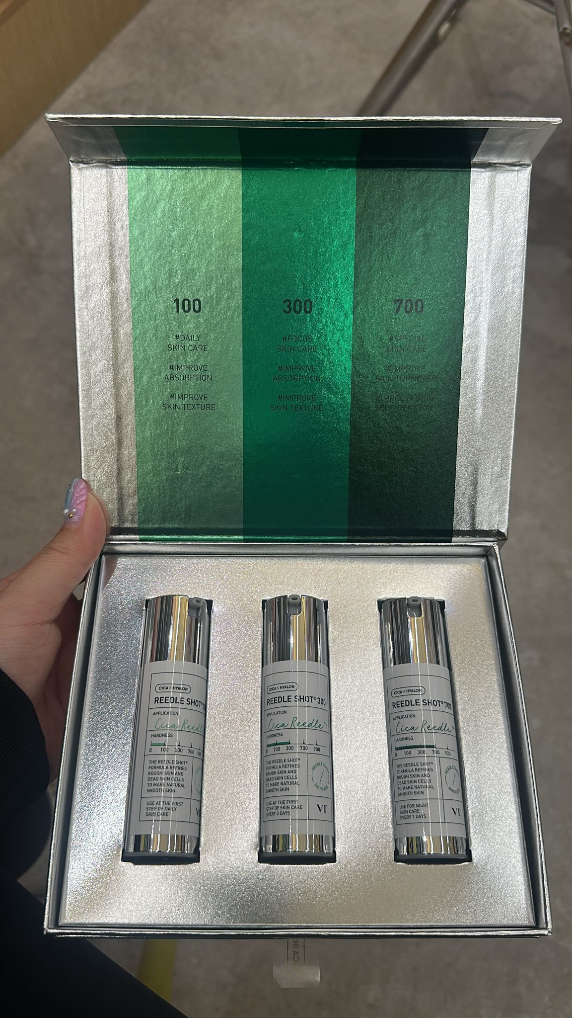 【現貨】LL092234 VT 塗抹式微針精華體驗套裝