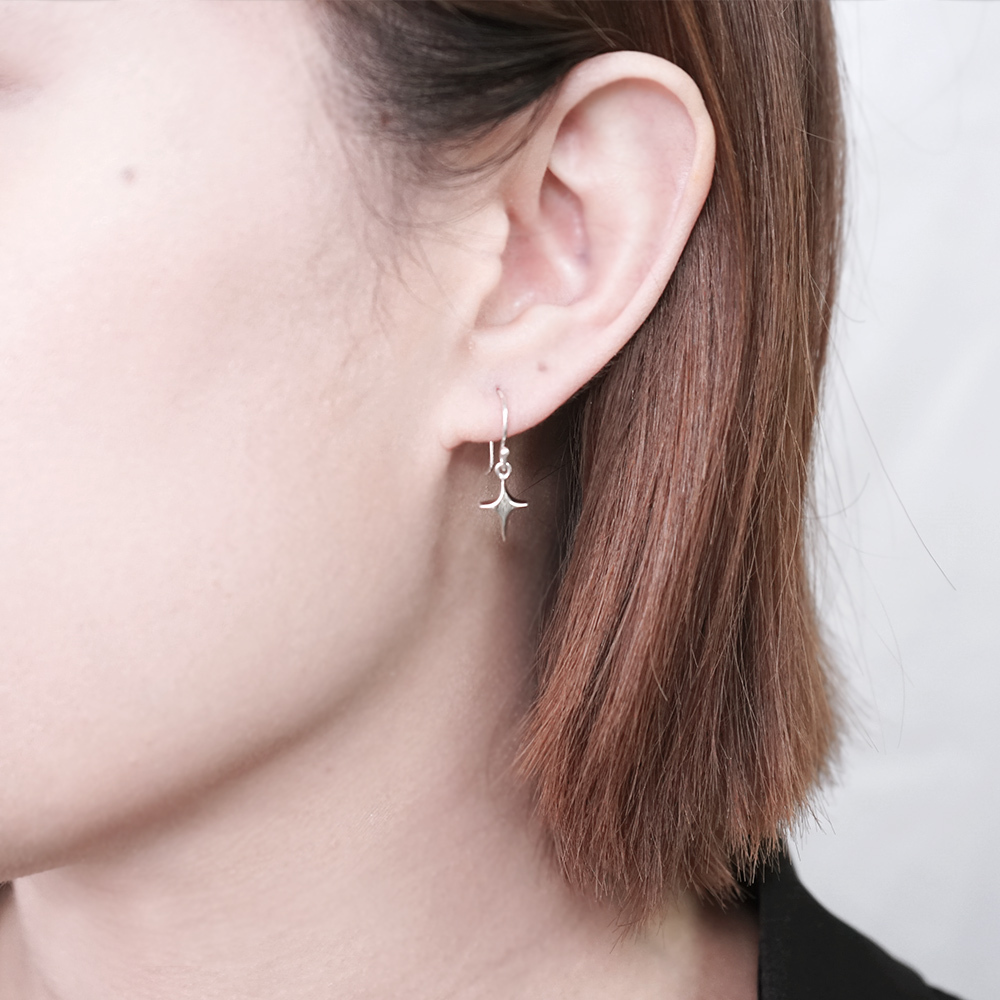 閃耀星芒 925純銀 垂墜耳環 星星造型 女生耳環