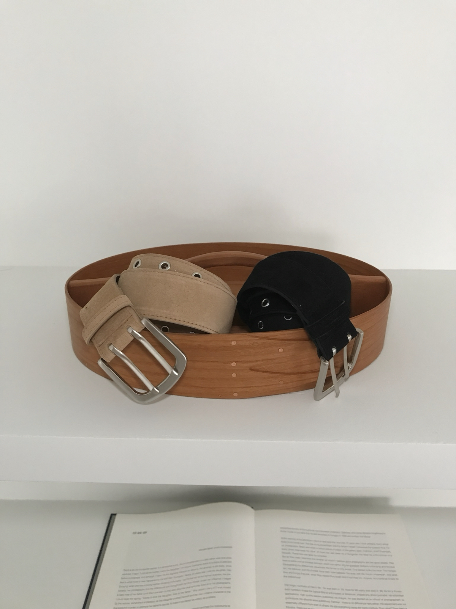 真皮雙環釦麂皮寬腰帶（卡其/黑）