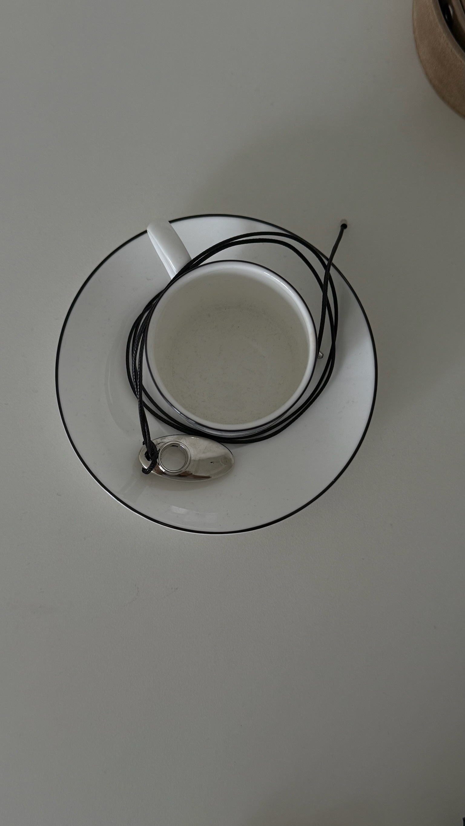 銀墜可調節皮革鏈